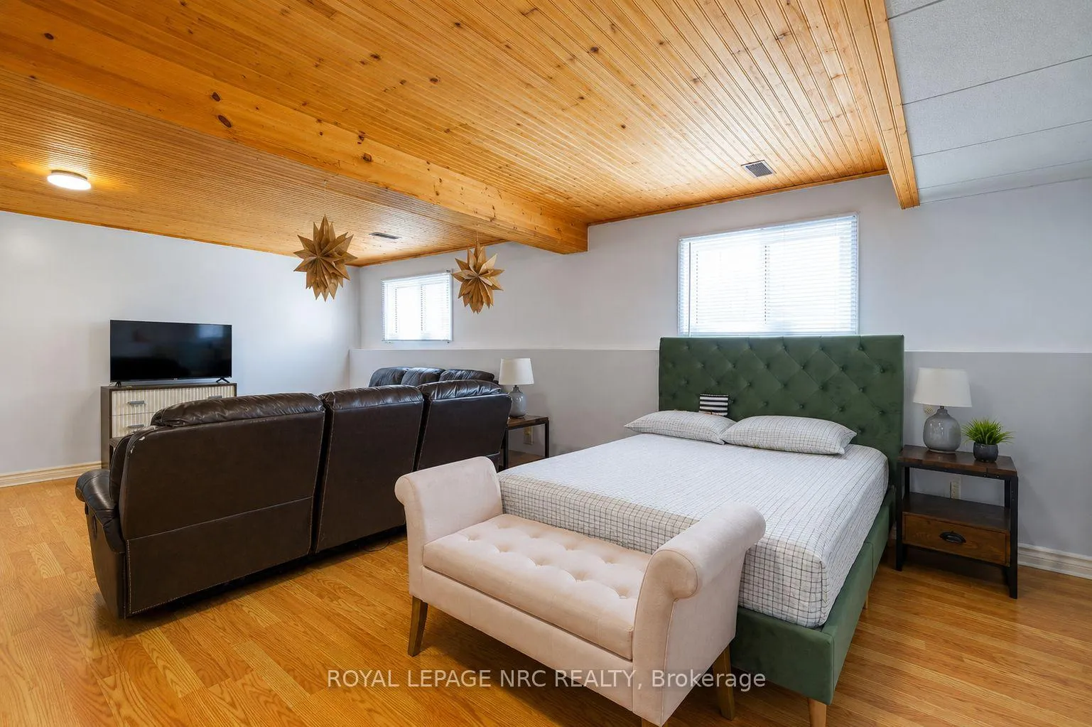 Photo 32 of 5880 Crimson Drive, Niagara Falls, Oldfield — HOMEH