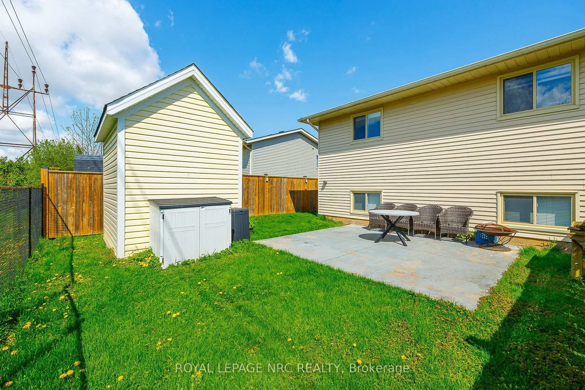 Photo 38 of 5880 Crimson Drive, Niagara Falls, Oldfield — HOMEH
