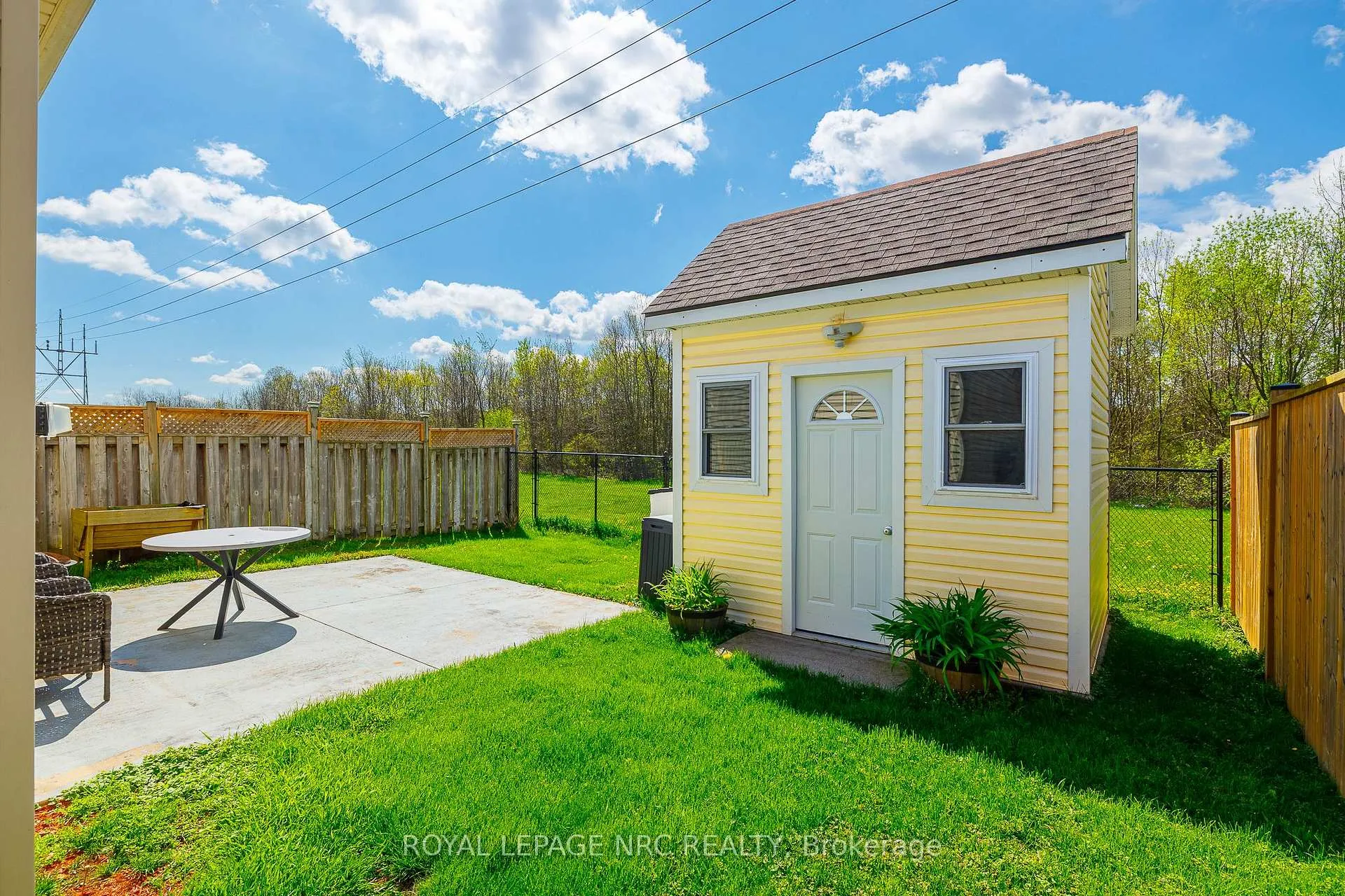 Photo 41 of 5880 Crimson Drive, Niagara Falls, Oldfield — HOMEH