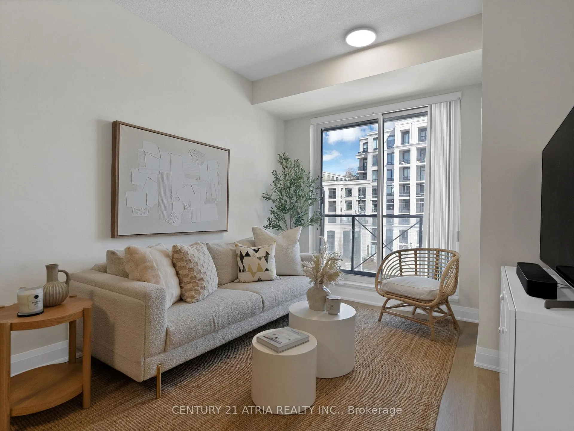 Photo 15 of Unit 522, 8228 Birchmount Road, Markham, Unionville — HOMEH