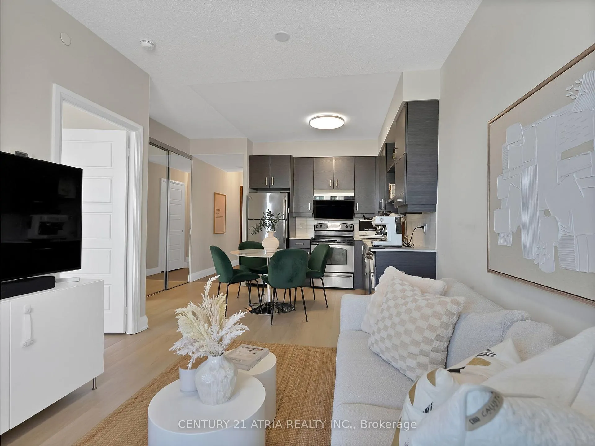 Photo 18 of Unit 522, 8228 Birchmount Road, Markham, Unionville — HOMEH