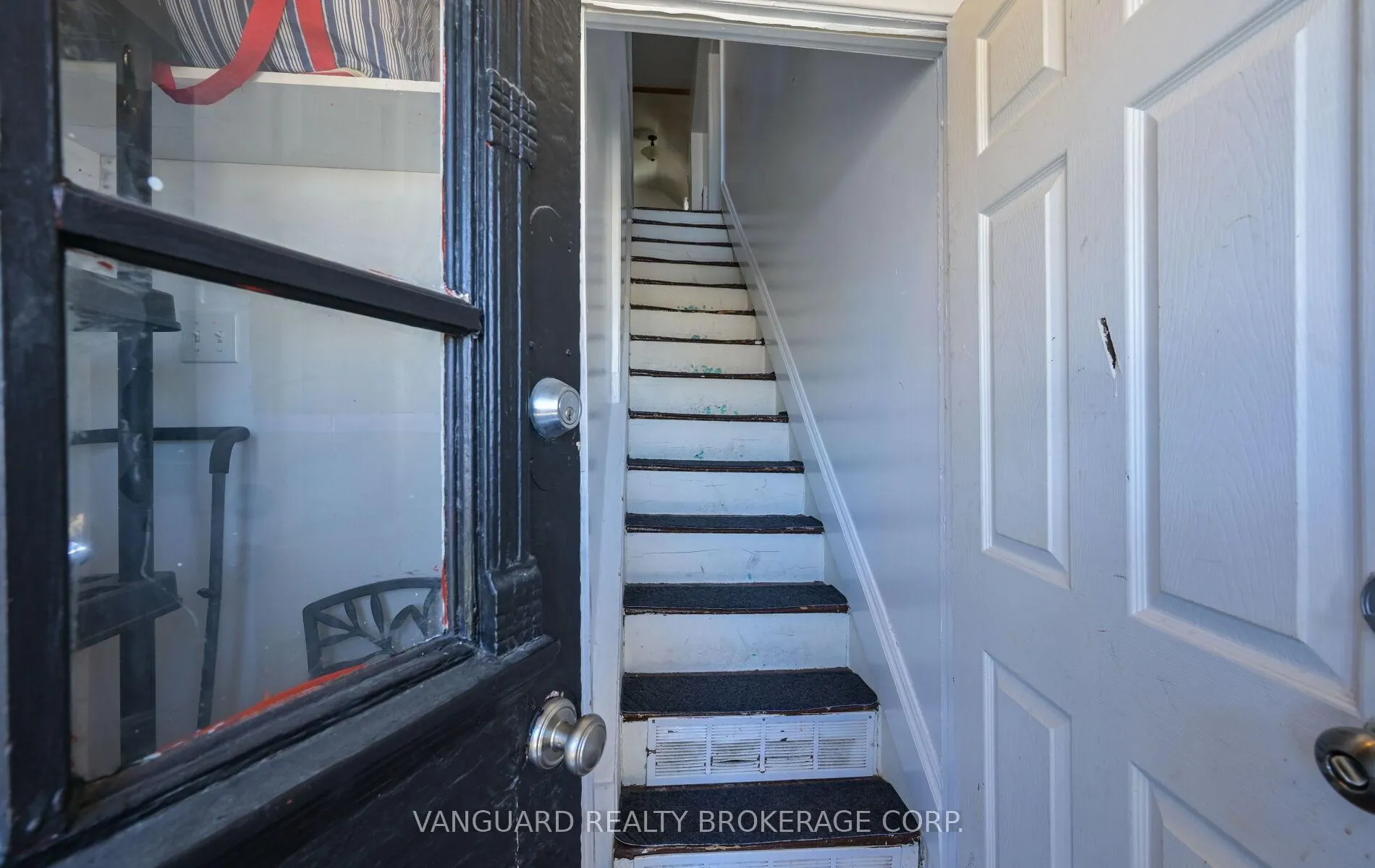 Photo 7 of 103 Mulcaster Street, Barrie, Codrington — HOMEH