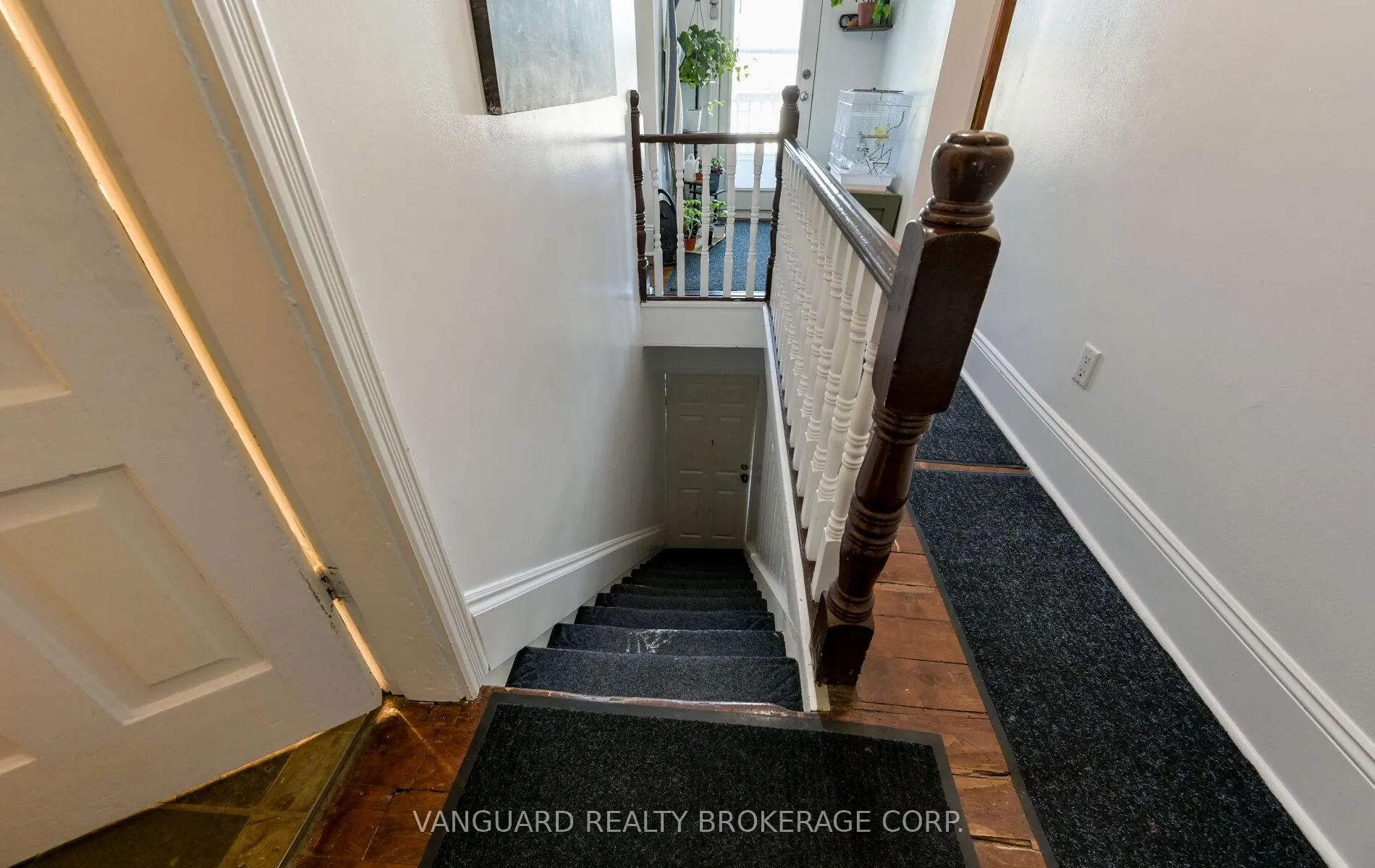 Photo 8 of 103 Mulcaster Street, Barrie, Codrington — HOMEH