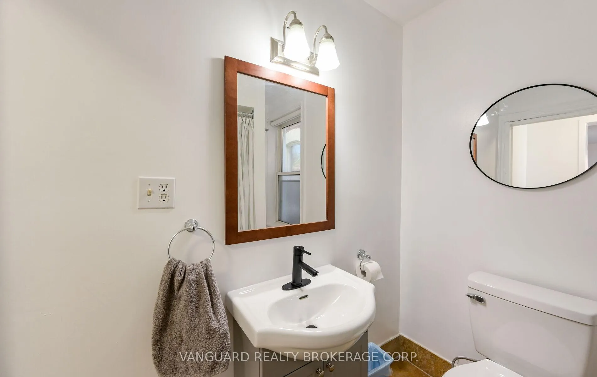Photo 49 of 103 Mulcaster Street, Barrie, Codrington — HOMEH