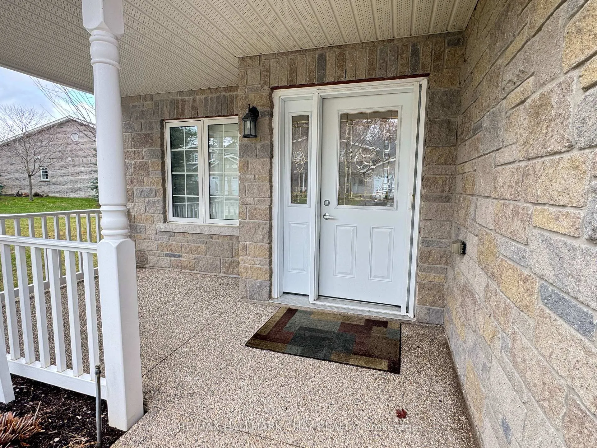 Front of 31 Garden Grove Crescent
