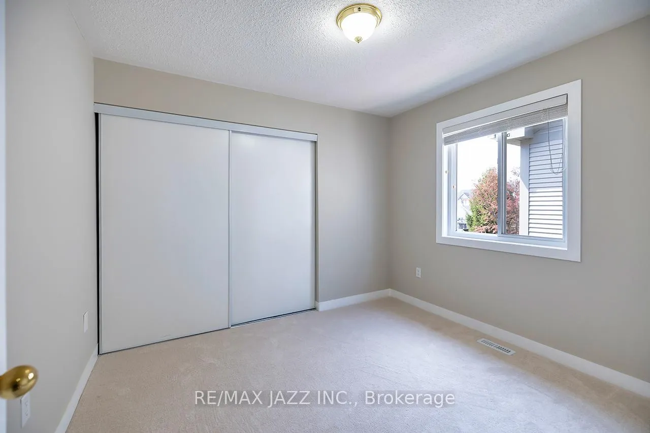 Photo 23 of 70 Allison Street, Clarington, Bowmanville — HOMEH