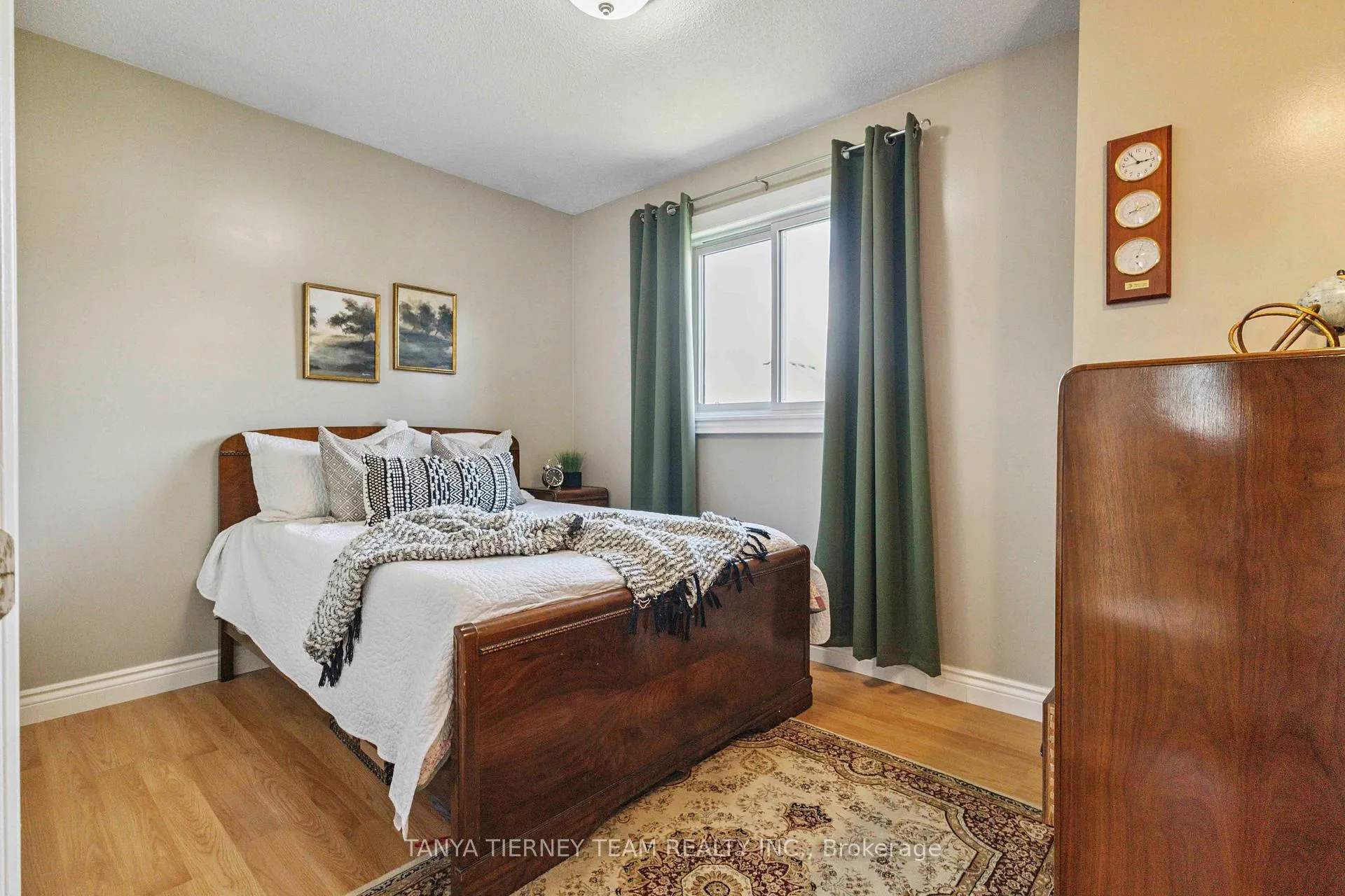 Photo 27 of 61 Abbeywood Crescent, Clarington, Courtice — HOMEH