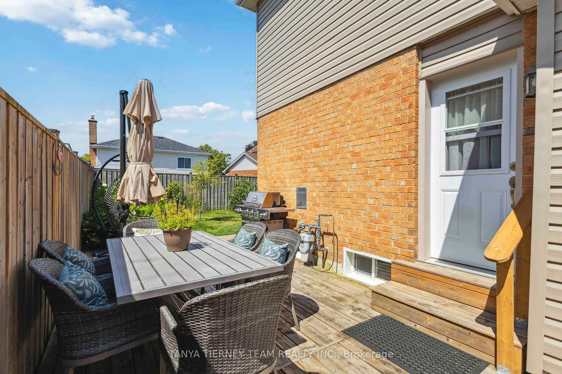 Photo 39 of 61 Abbeywood Crescent, Clarington, Courtice — HOMEH