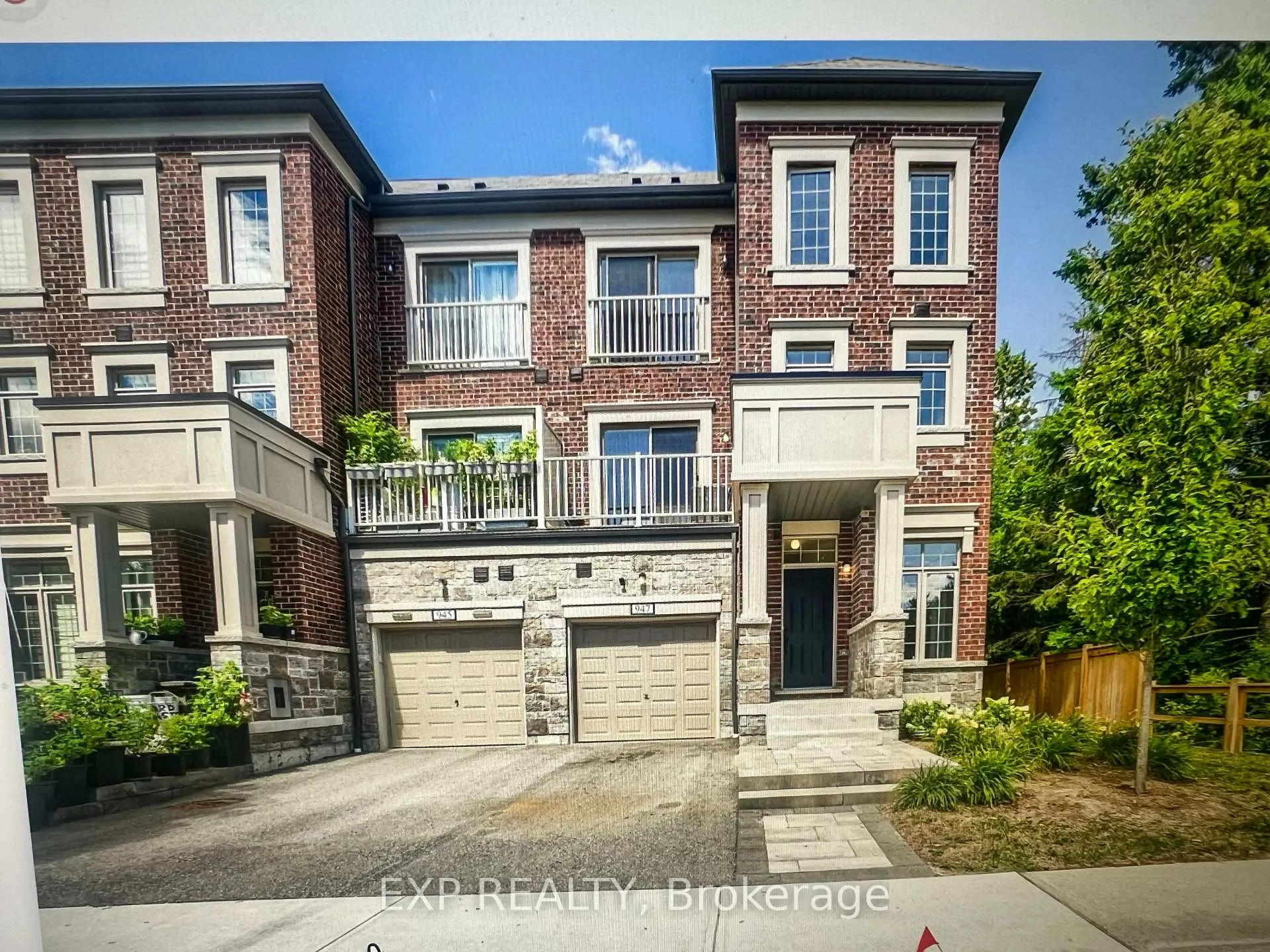 Photo of 947 Finley Avenue
