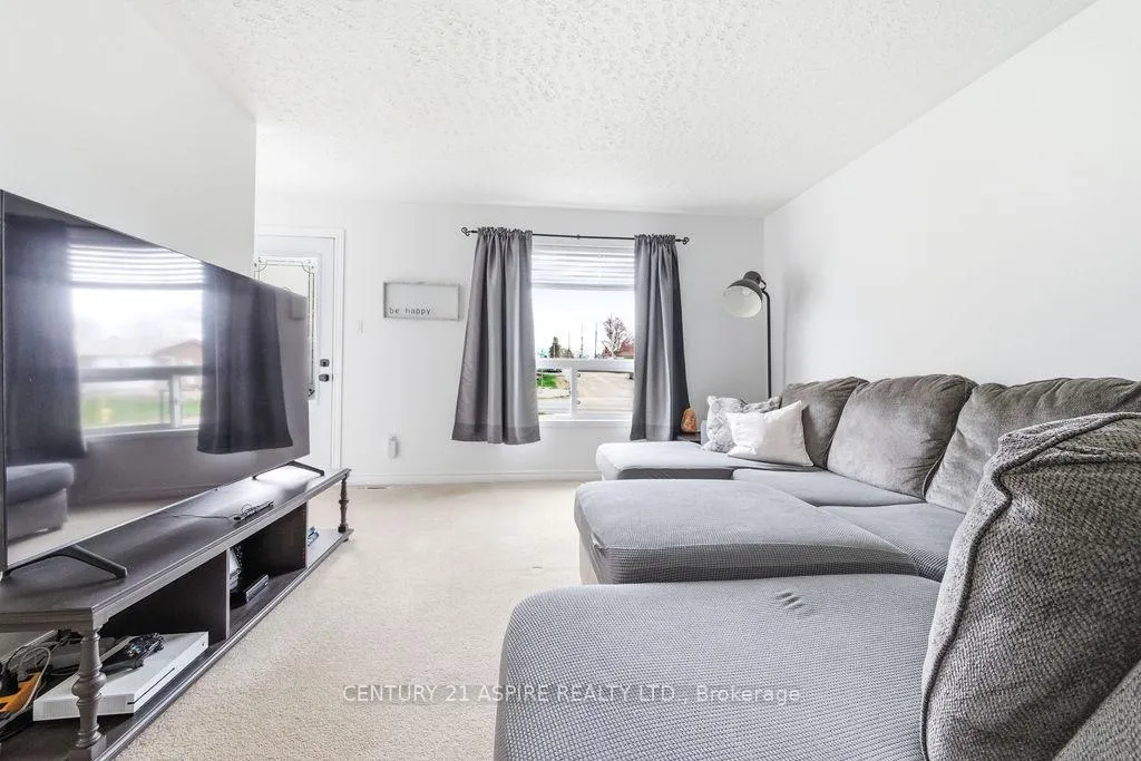 Photo 15 of 832 River Road, Pembroke — HOMEH