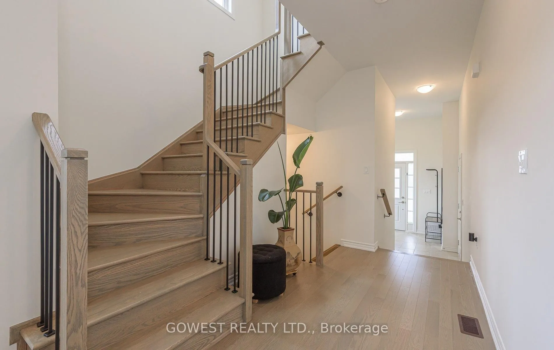 Photo 9 of 541 Celandine Terrace, Milton, Walker — HOMEH