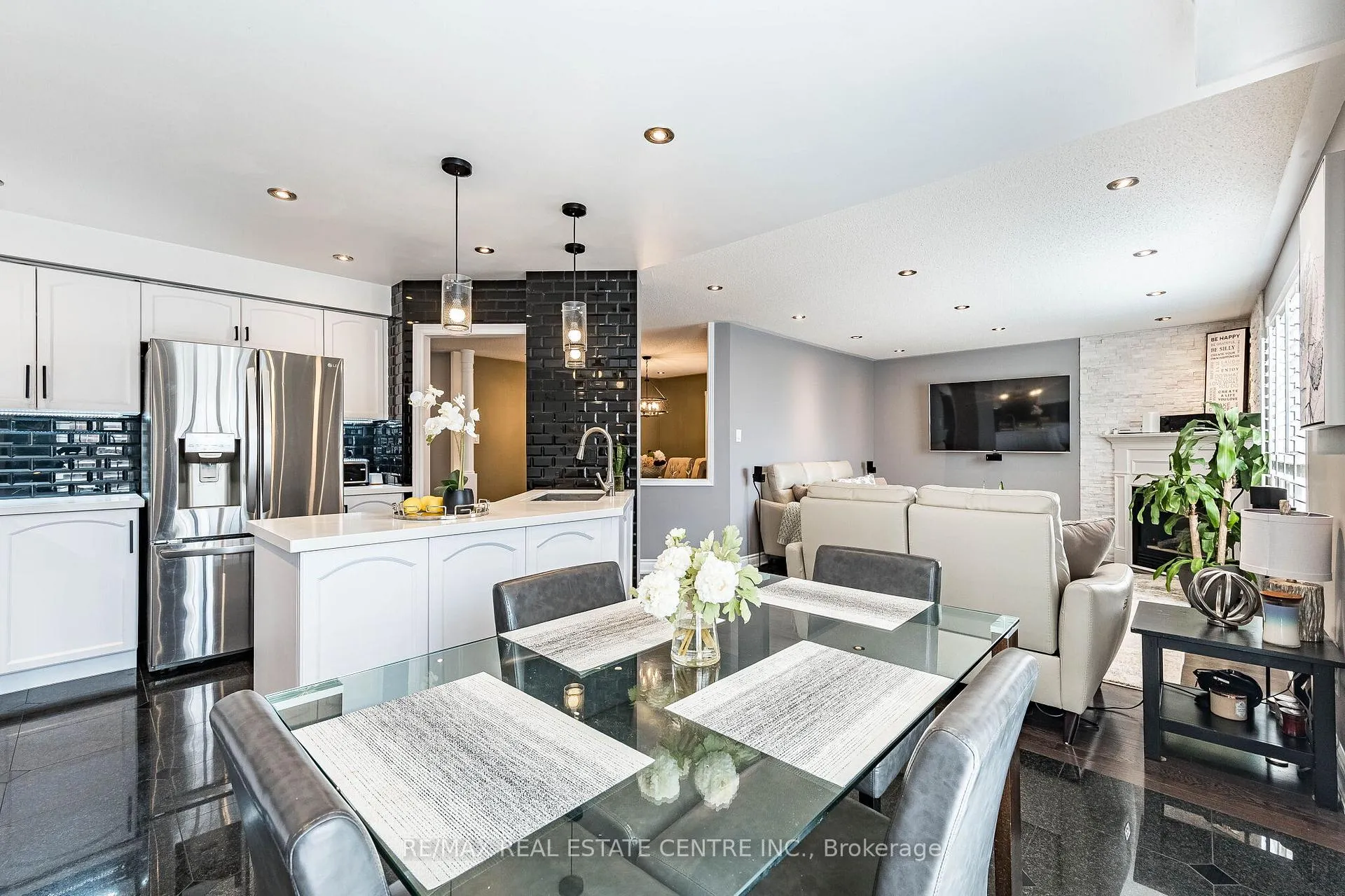 Photo 18 of 43 Briarcroft Road, Brampton, Fletcher's Meadow — HOMEH
