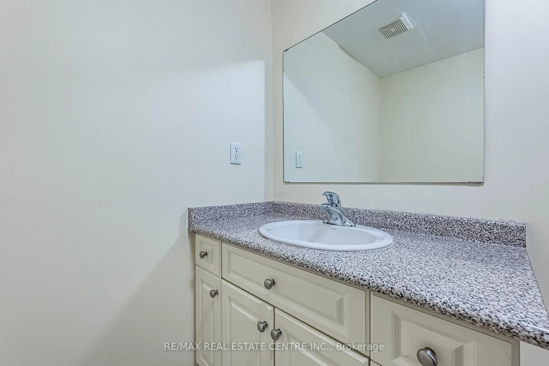 Photo 39 of 43 Briarcroft Road, Brampton, Fletcher's Meadow — HOMEH