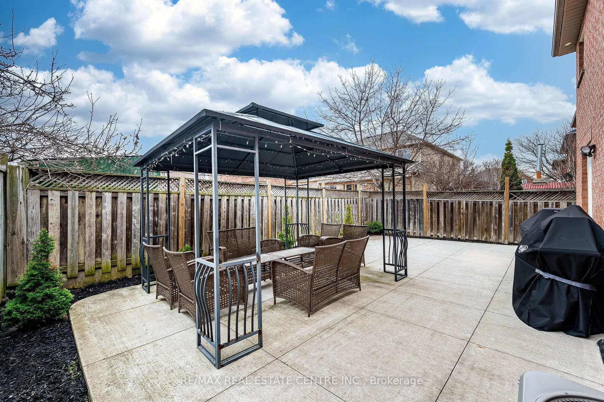 Photo 45 of 43 Briarcroft Road, Brampton, Fletcher's Meadow — HOMEH