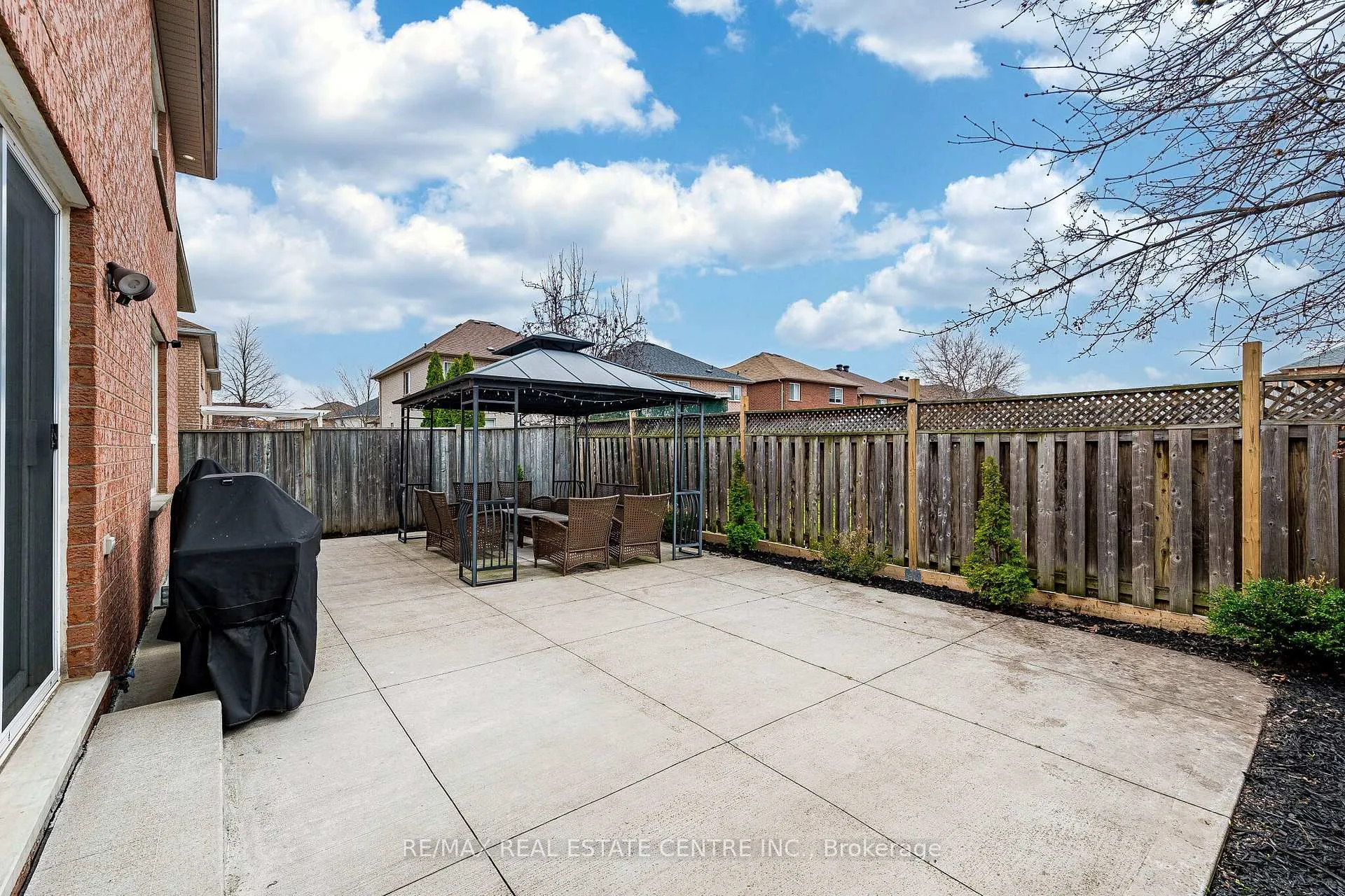 Photo 46 of 43 Briarcroft Road, Brampton, Fletcher's Meadow — HOMEH