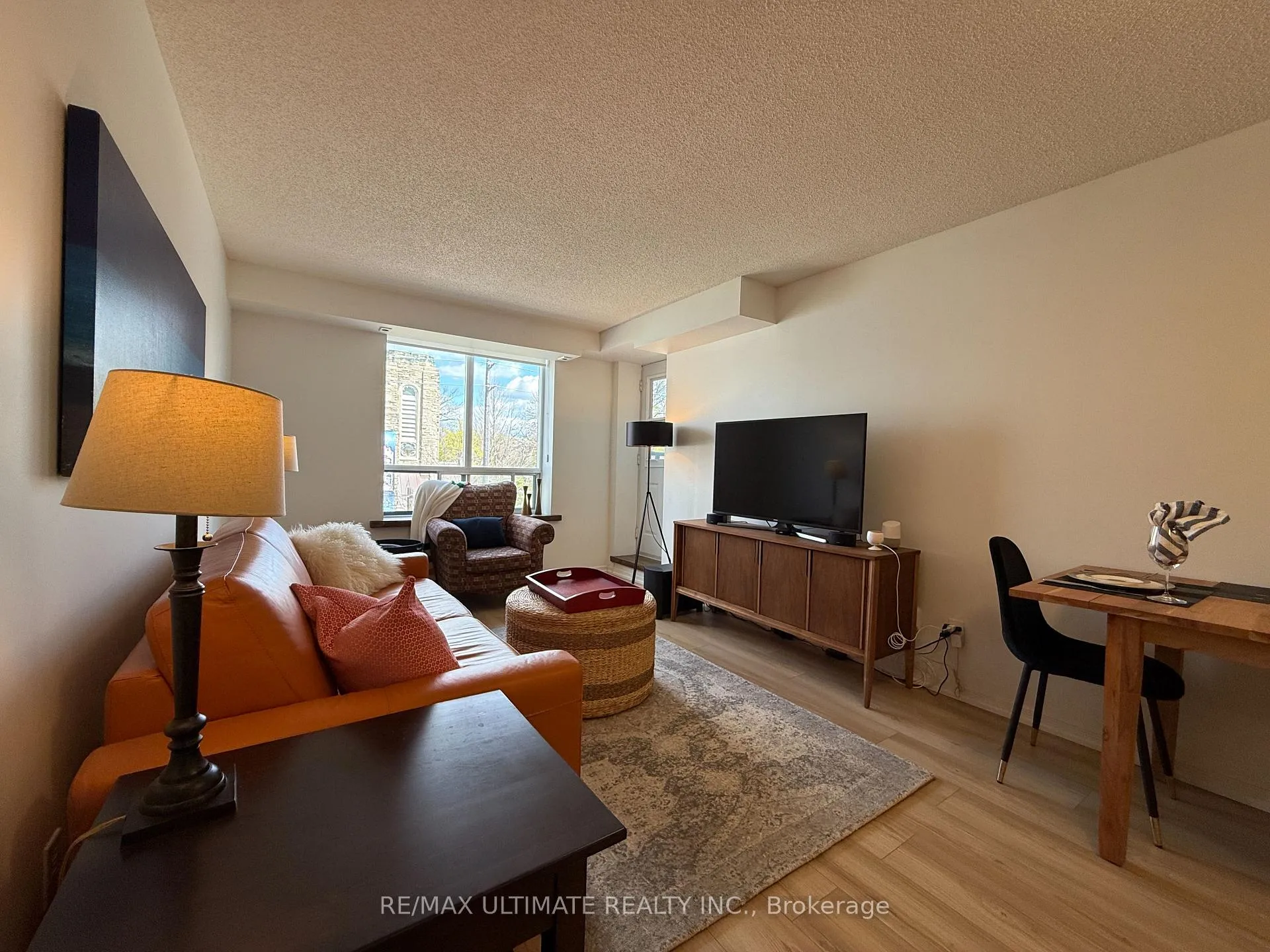 Photo 10 of Unit 312, 1765 Queen Street E, Toronto, The Beaches — HOMEH