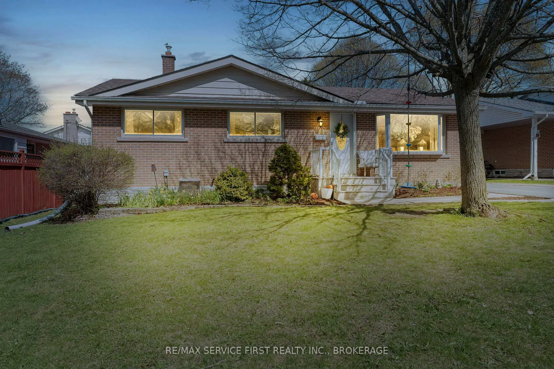 Photo 1 of 290 Glen Castle Road, Kingston, City Southwest — HOMEH
