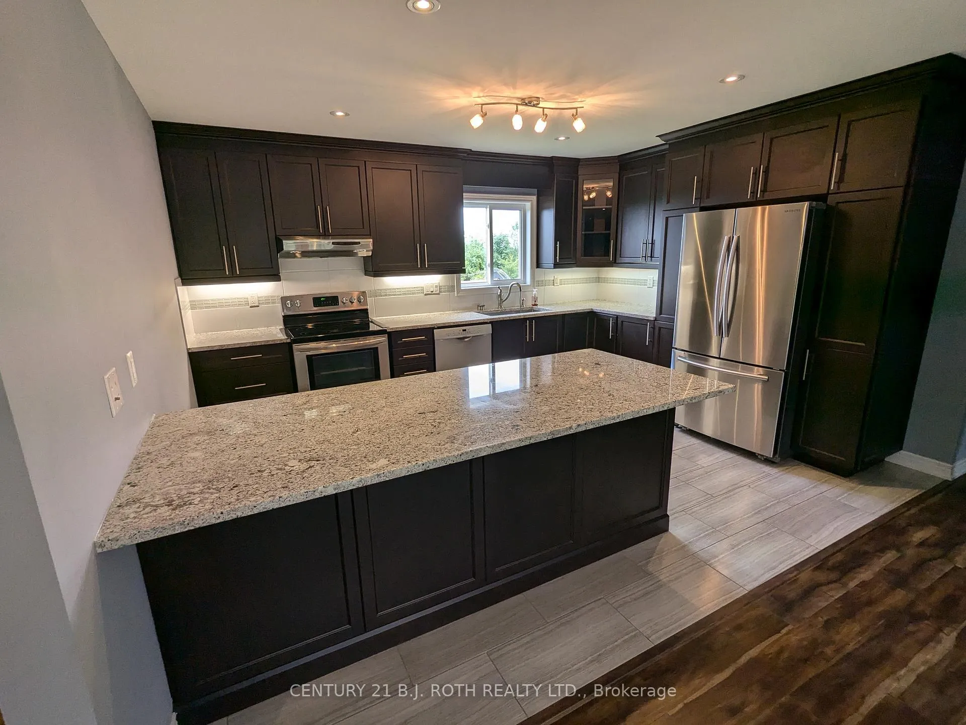 Photo 11 of Unit 1, 5383 6th Line, Essa, Rural Essa — HOMEH