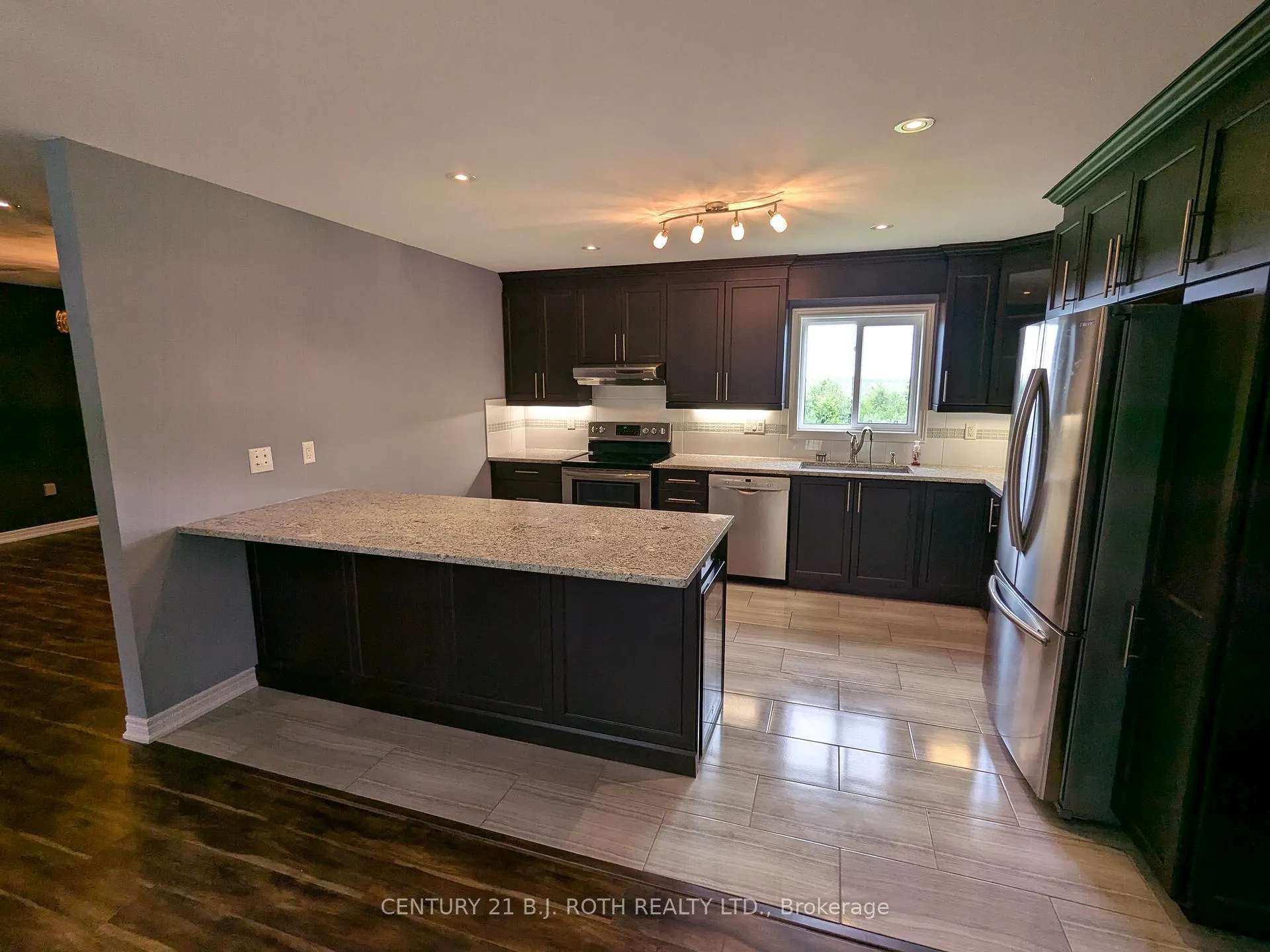 Photo 13 of Unit 1, 5383 6th Line, Essa, Rural Essa — HOMEH