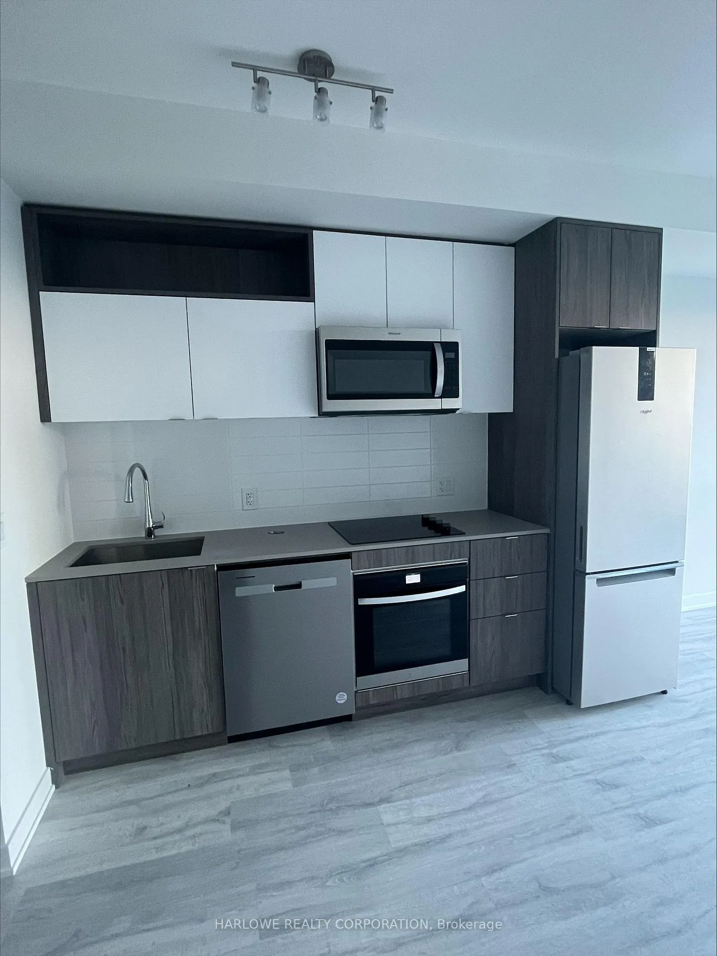 Photo 1 of Unit 814 SE, 60 Princess Street SE, Toronto, Waterfront Communities — HOMEH