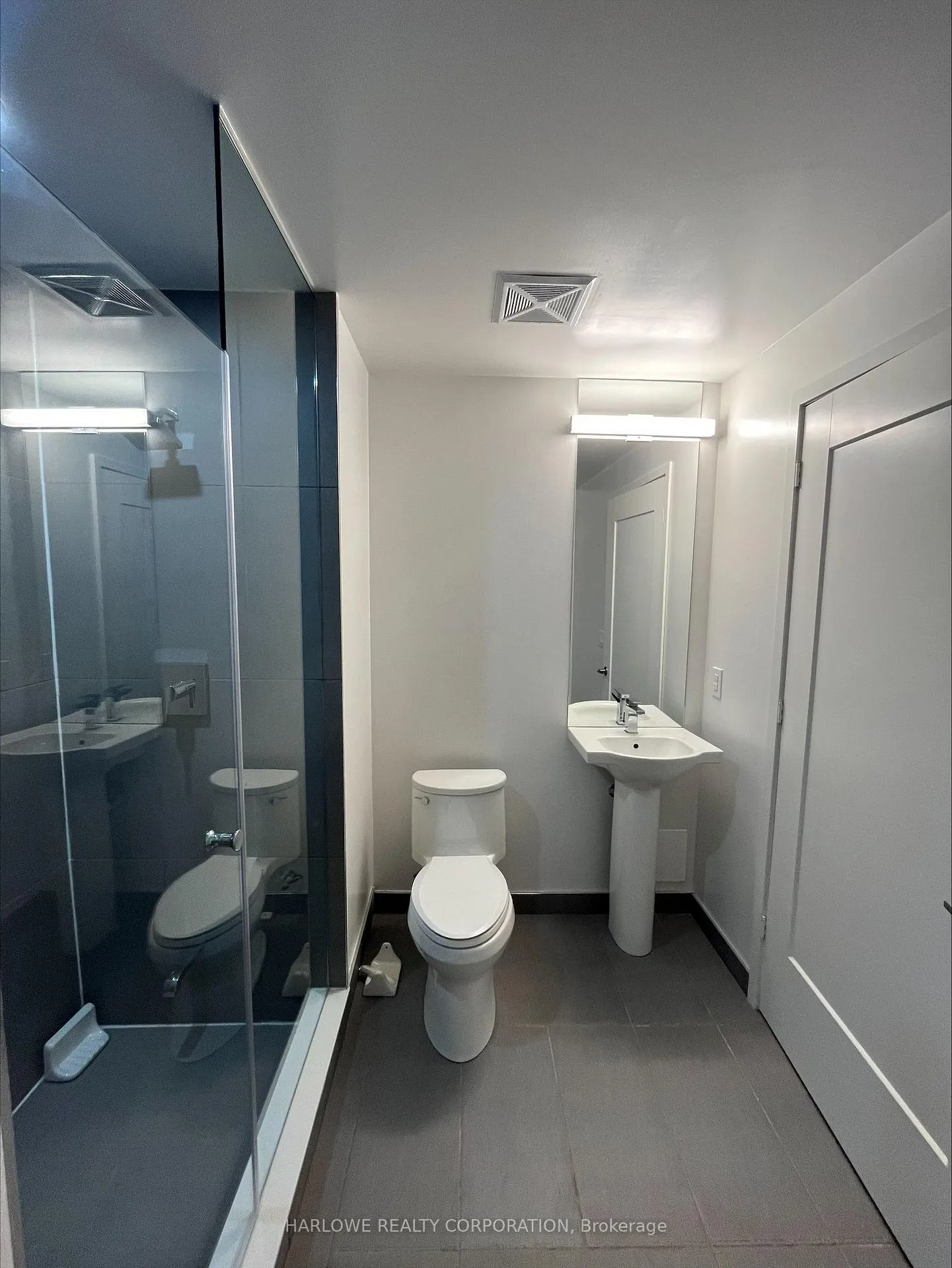 Photo 4 of Unit 814 SE, 60 Princess Street SE, Toronto, Waterfront Communities — HOMEH