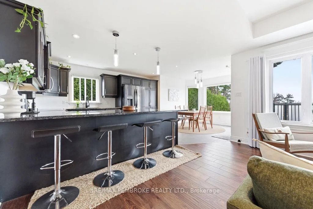 Photo 7 of 19 Nick Street, Petawawa — HOMEH