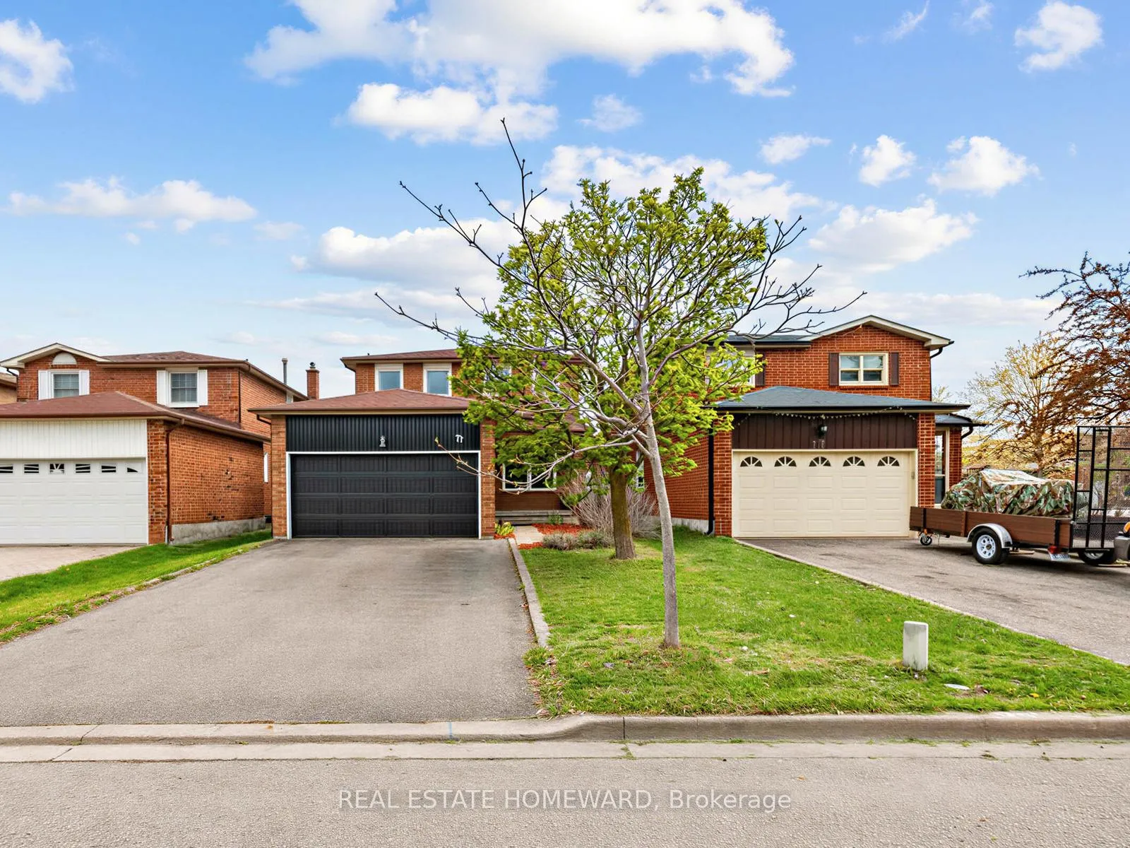 Photo 2 of 77 Bendamere Crescent, Markham, Raymerville — HOMEH