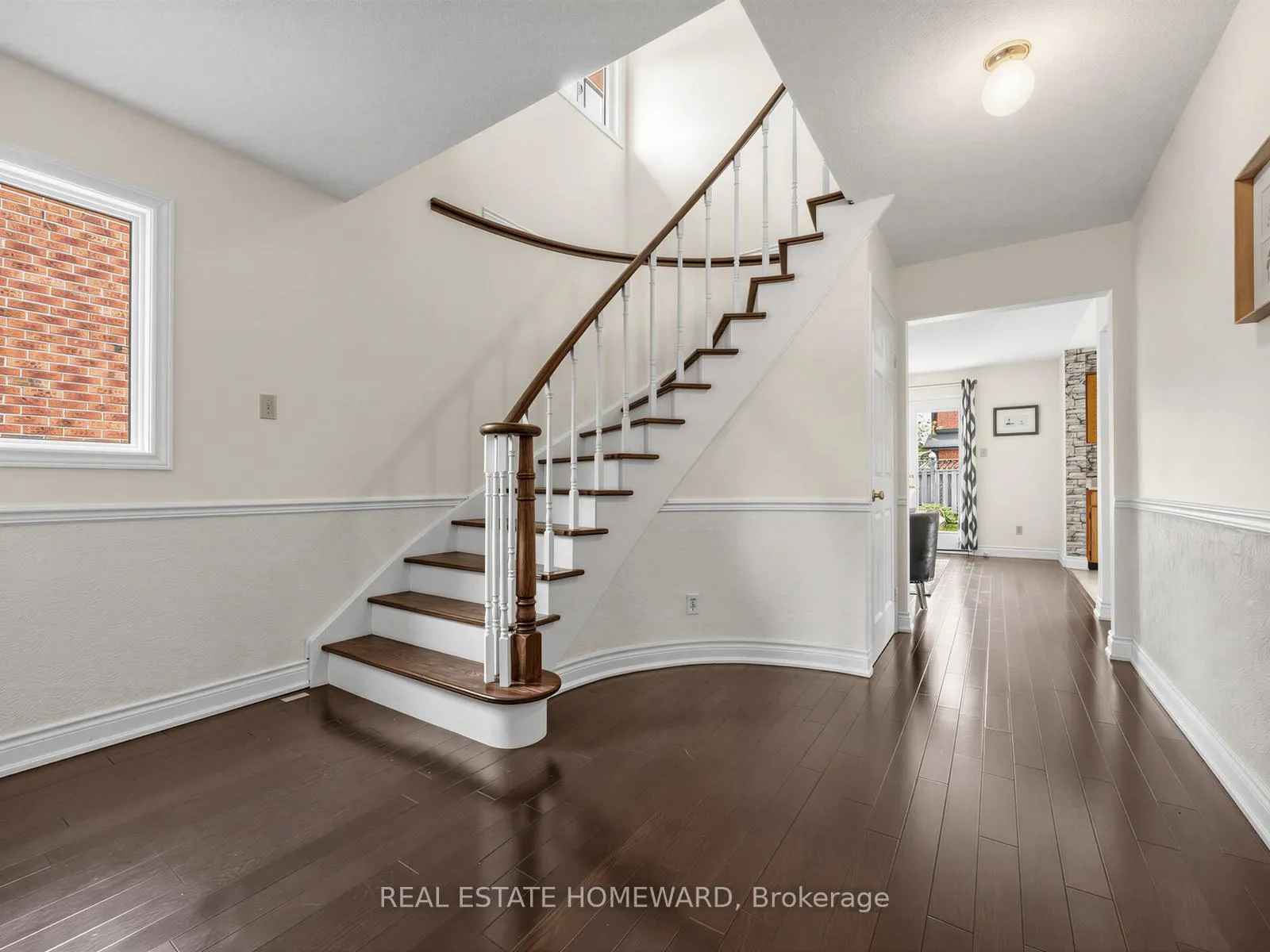 Photo 11 of 77 Bendamere Crescent, Markham, Raymerville — HOMEH