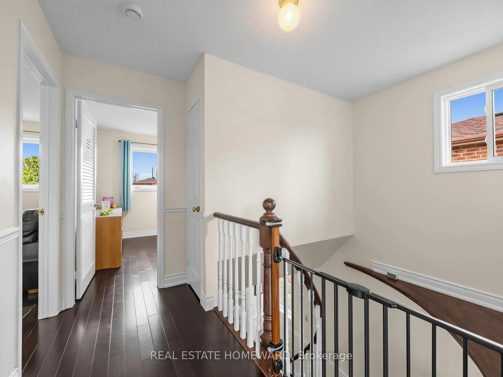 Photo 13 of 77 Bendamere Crescent, Markham, Raymerville — HOMEH