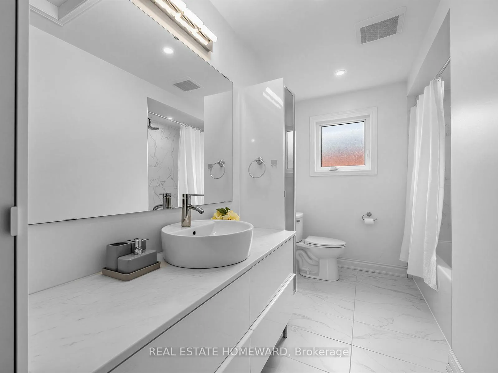 Photo 18 of 77 Bendamere Crescent, Markham, Raymerville — HOMEH