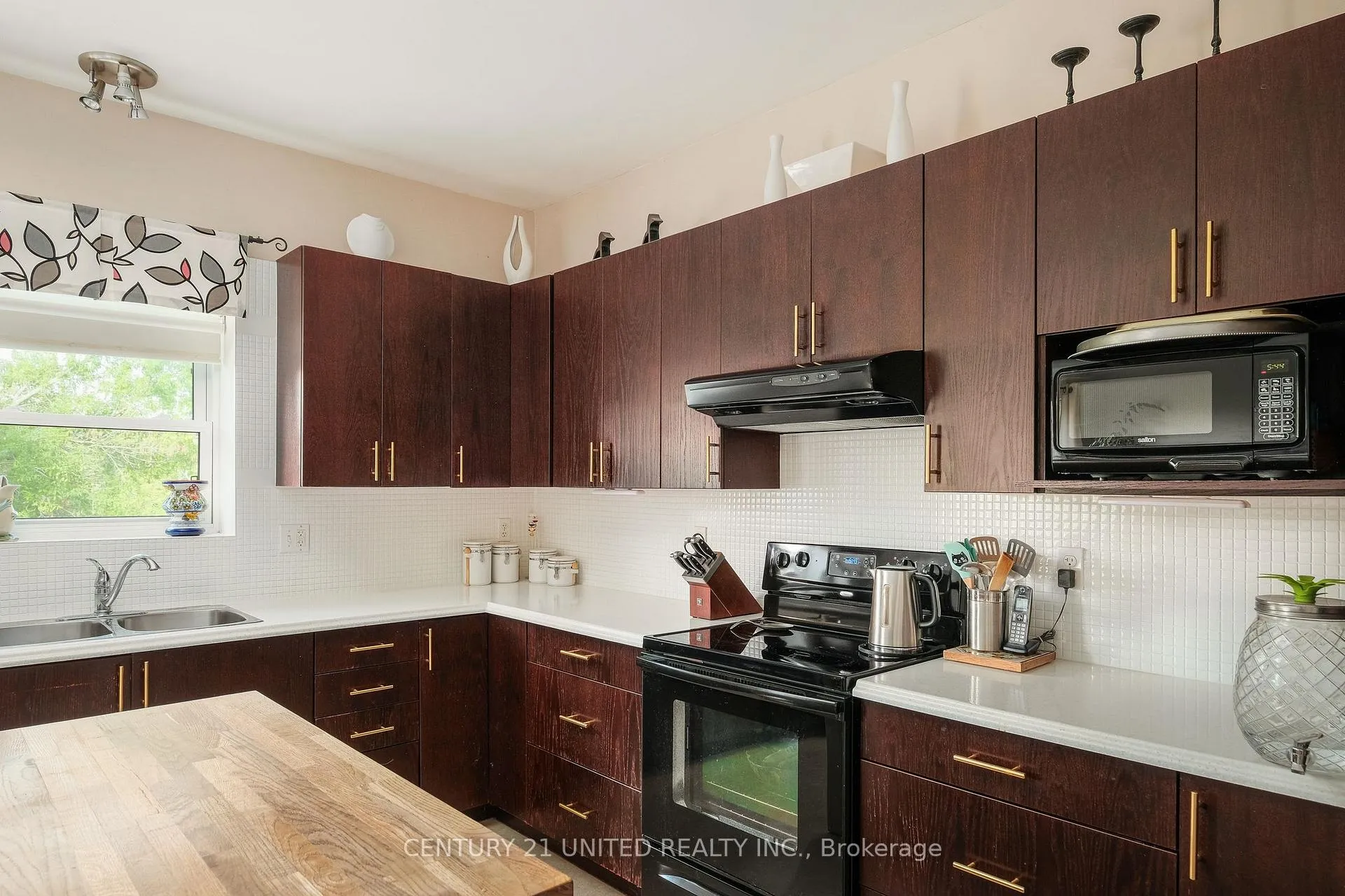 Photo 24 of 1480 Mill Line Road, Douro-Dummer — HOMEH