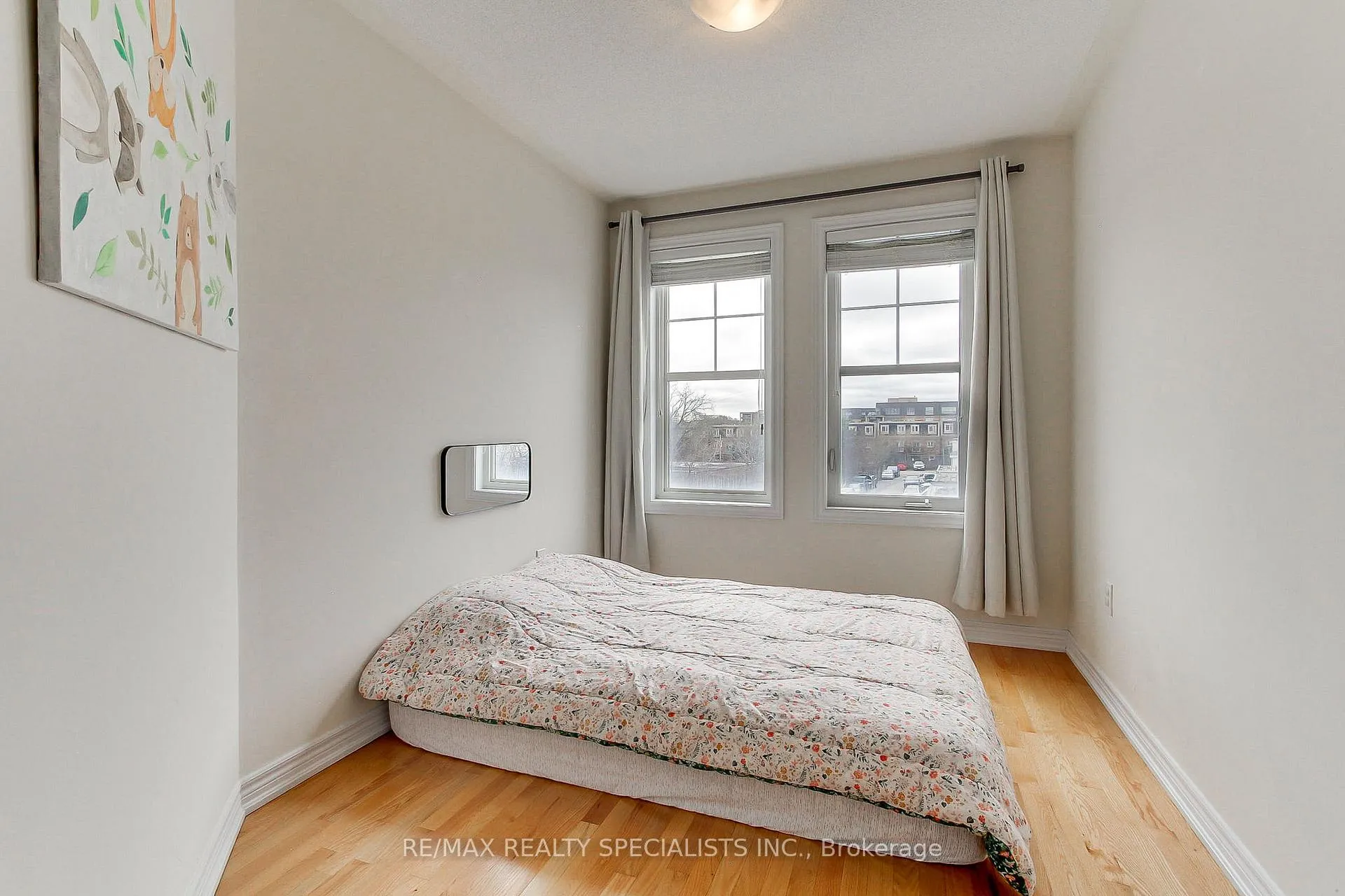 Photo 33 of Unit 5, 10 Porter Avenue W, Vaughan, West Woodbridge — HOMEH