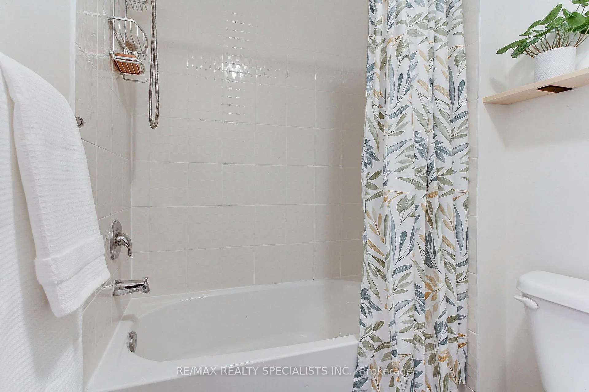 Photo 39 of Unit 5, 10 Porter Avenue W, Vaughan, West Woodbridge — HOMEH