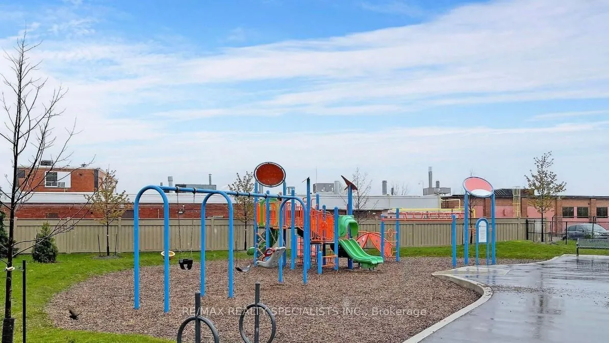 Photo 50 of Unit 5, 10 Porter Avenue W, Vaughan, West Woodbridge — HOMEH
