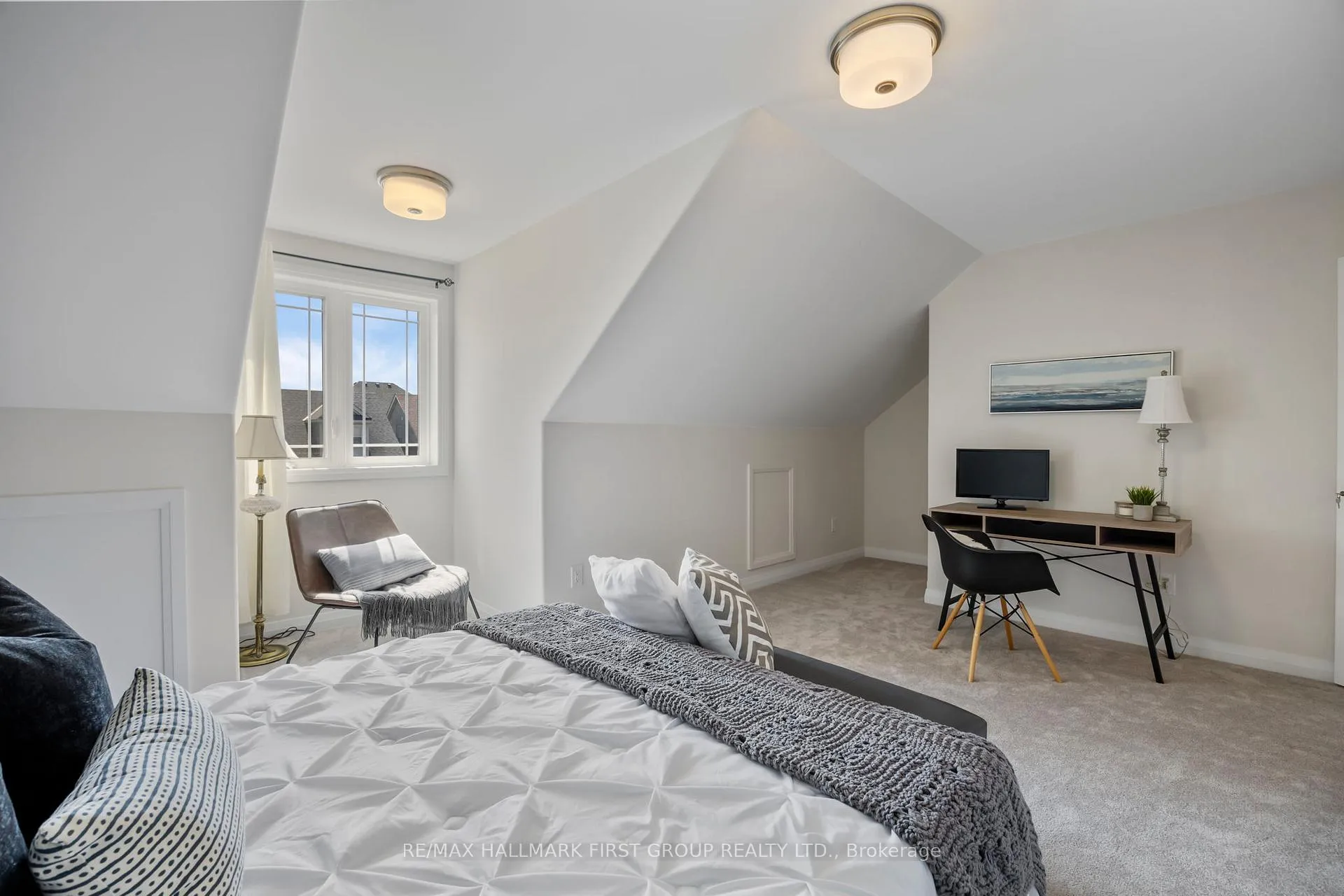 Photo 30 of Unit 4, 80 Marsh Avenue, Peterborough, Northcrest Ward 5 — HOMEH