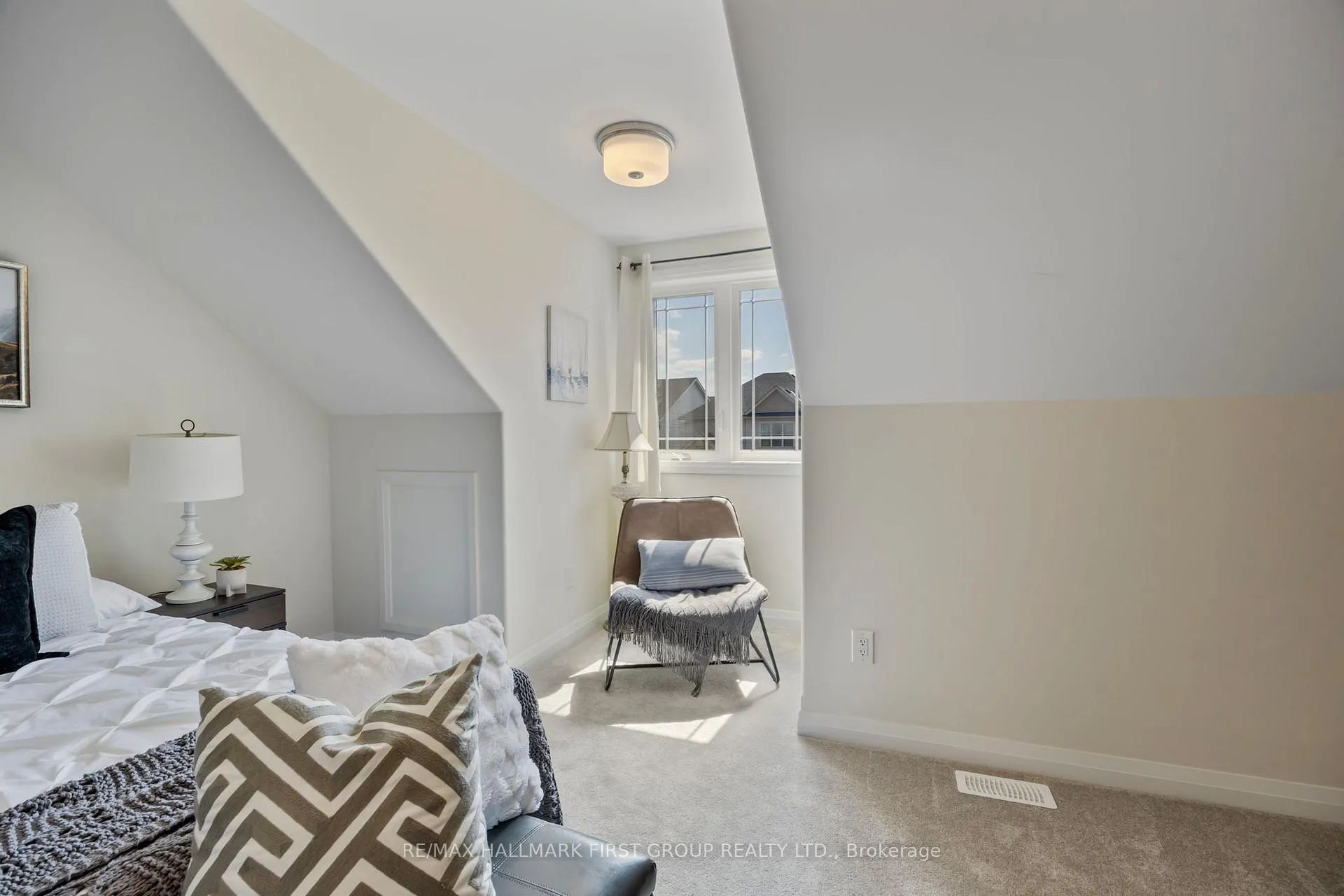 Photo 32 of Unit 4, 80 Marsh Avenue, Peterborough, Northcrest Ward 5 — HOMEH