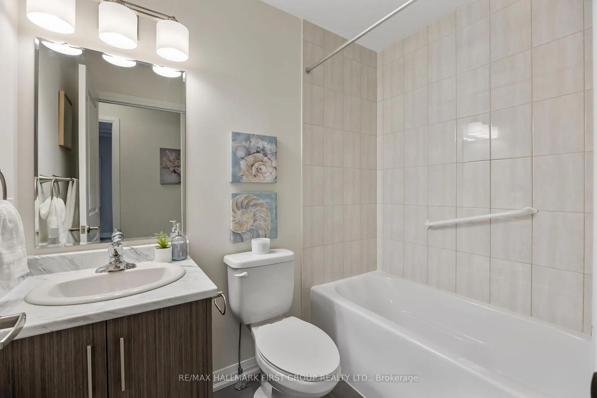 Photo 36 of Unit 4, 80 Marsh Avenue, Peterborough, Northcrest Ward 5 — HOMEH