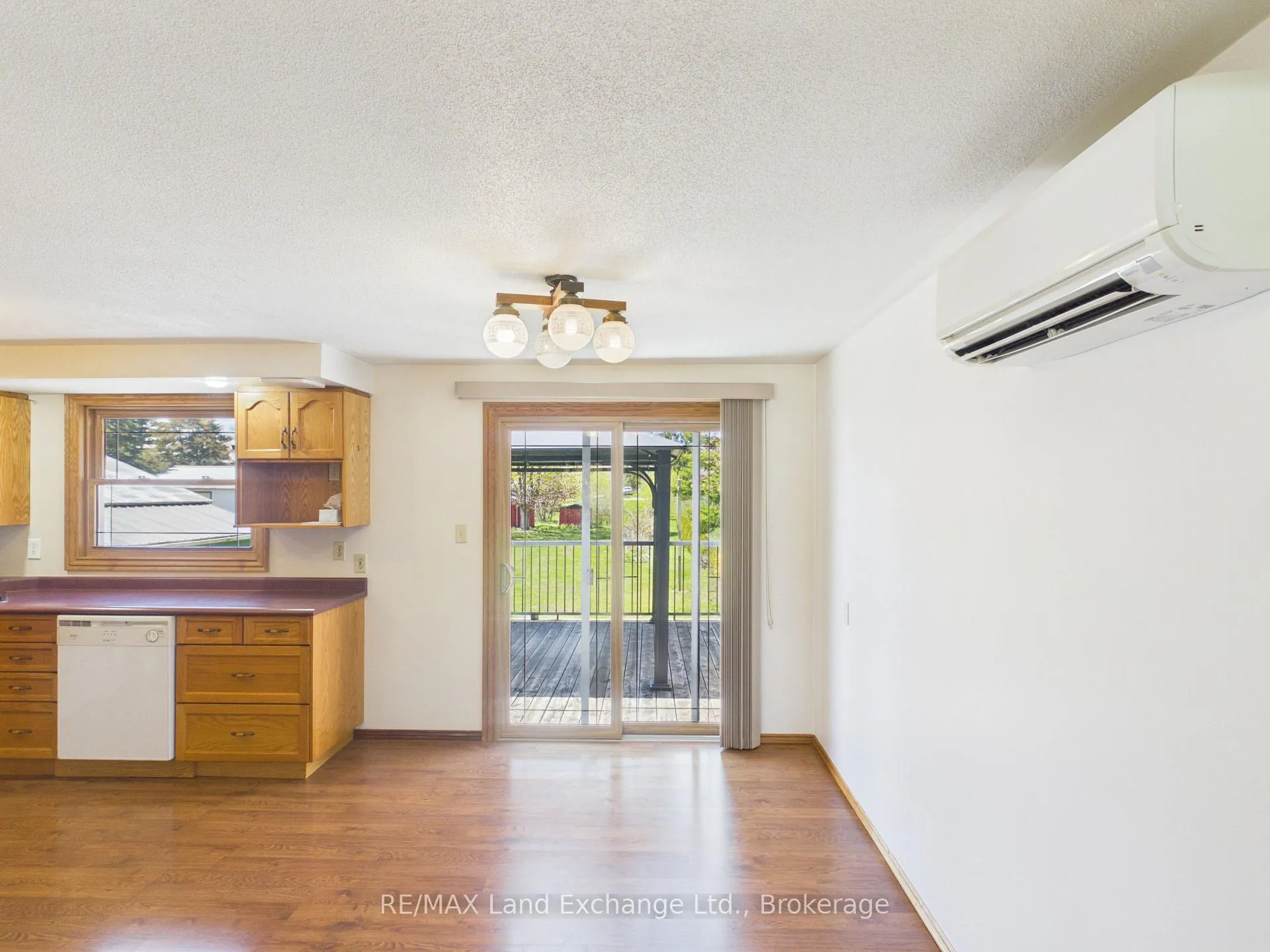 Photo 5 of 400 Adelaide Street, Kincardine — HOMEH