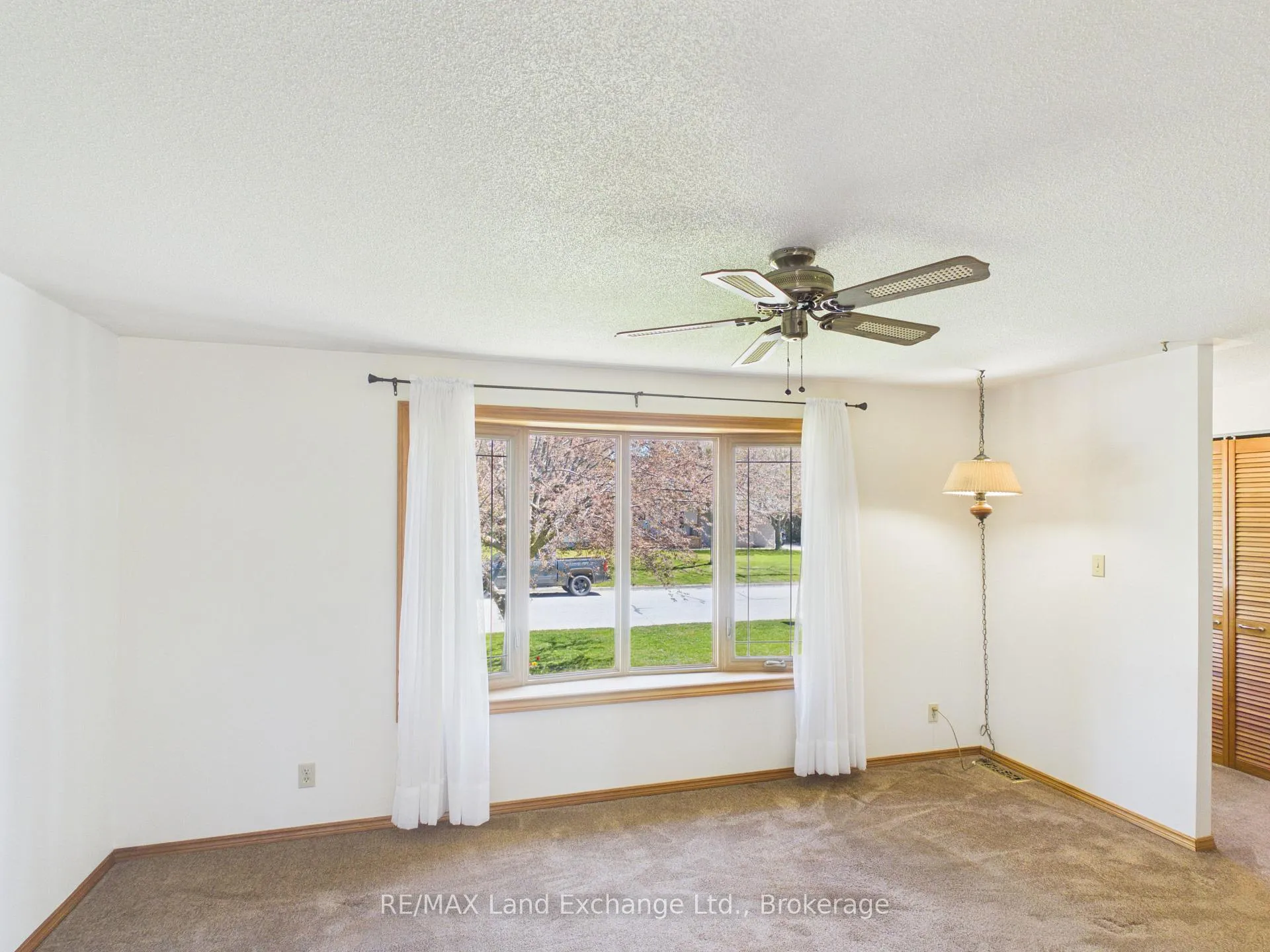 Photo 7 of 400 Adelaide Street, Kincardine — HOMEH