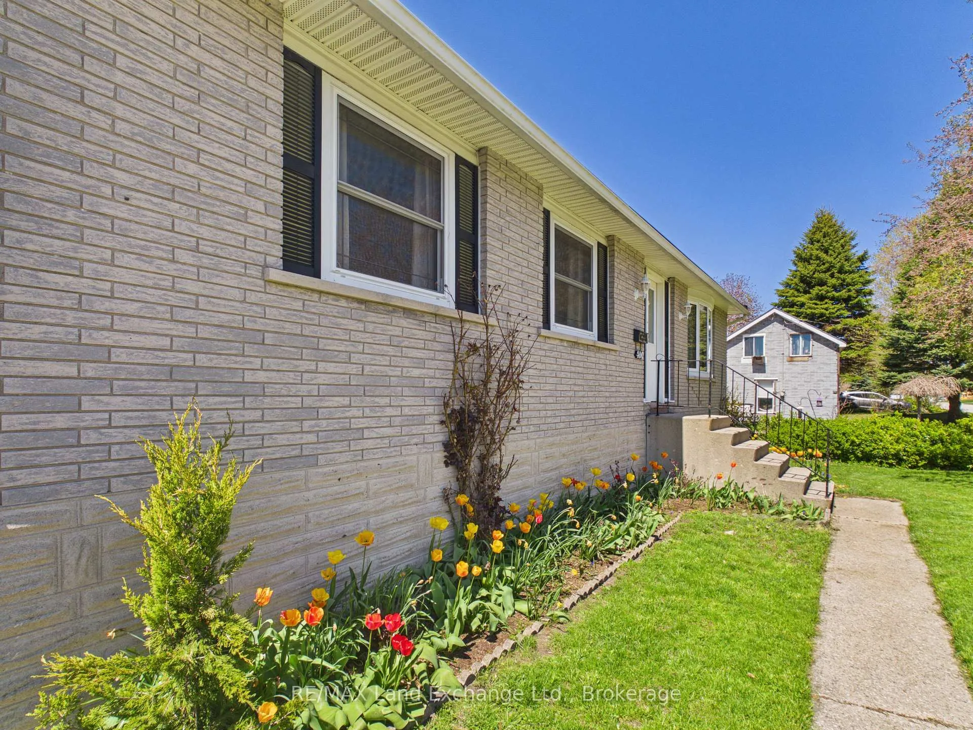 Photo 18 of 400 Adelaide Street, Kincardine — HOMEH