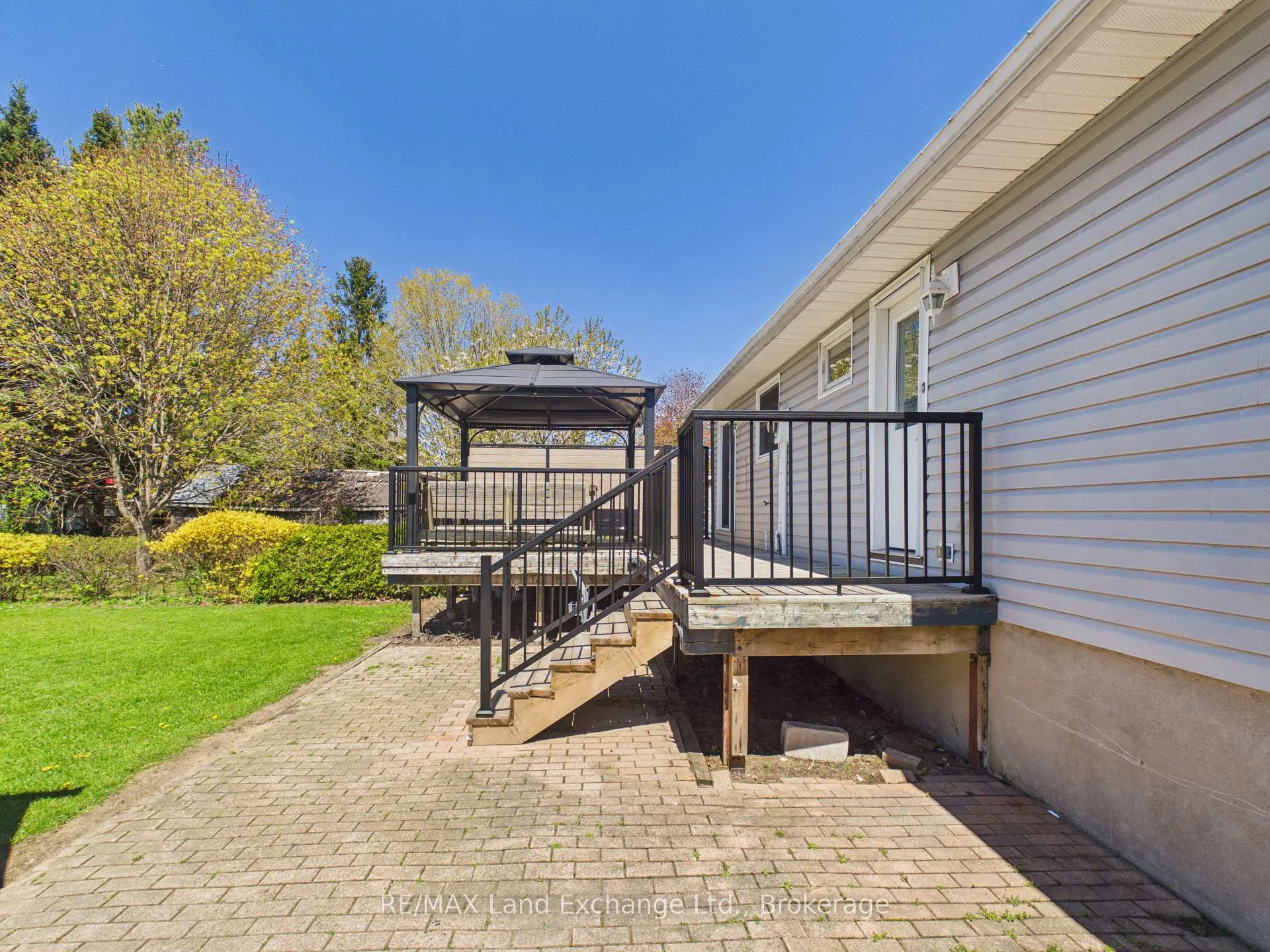 Photo 19 of 400 Adelaide Street, Kincardine — HOMEH