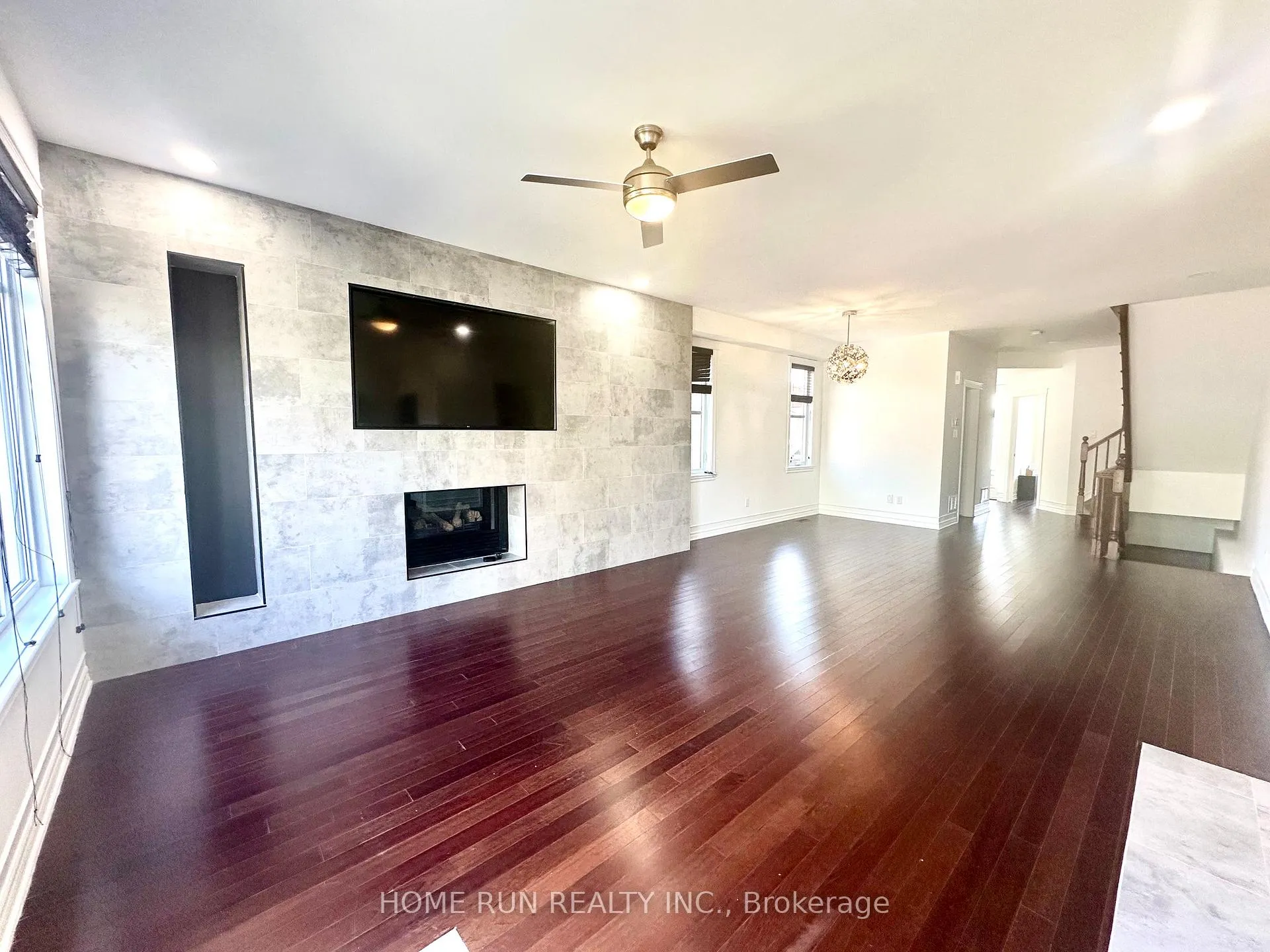Photo 3 of 116 Watershield Ridge, Ottawa, Barrhaven - Longfields — HOMEH