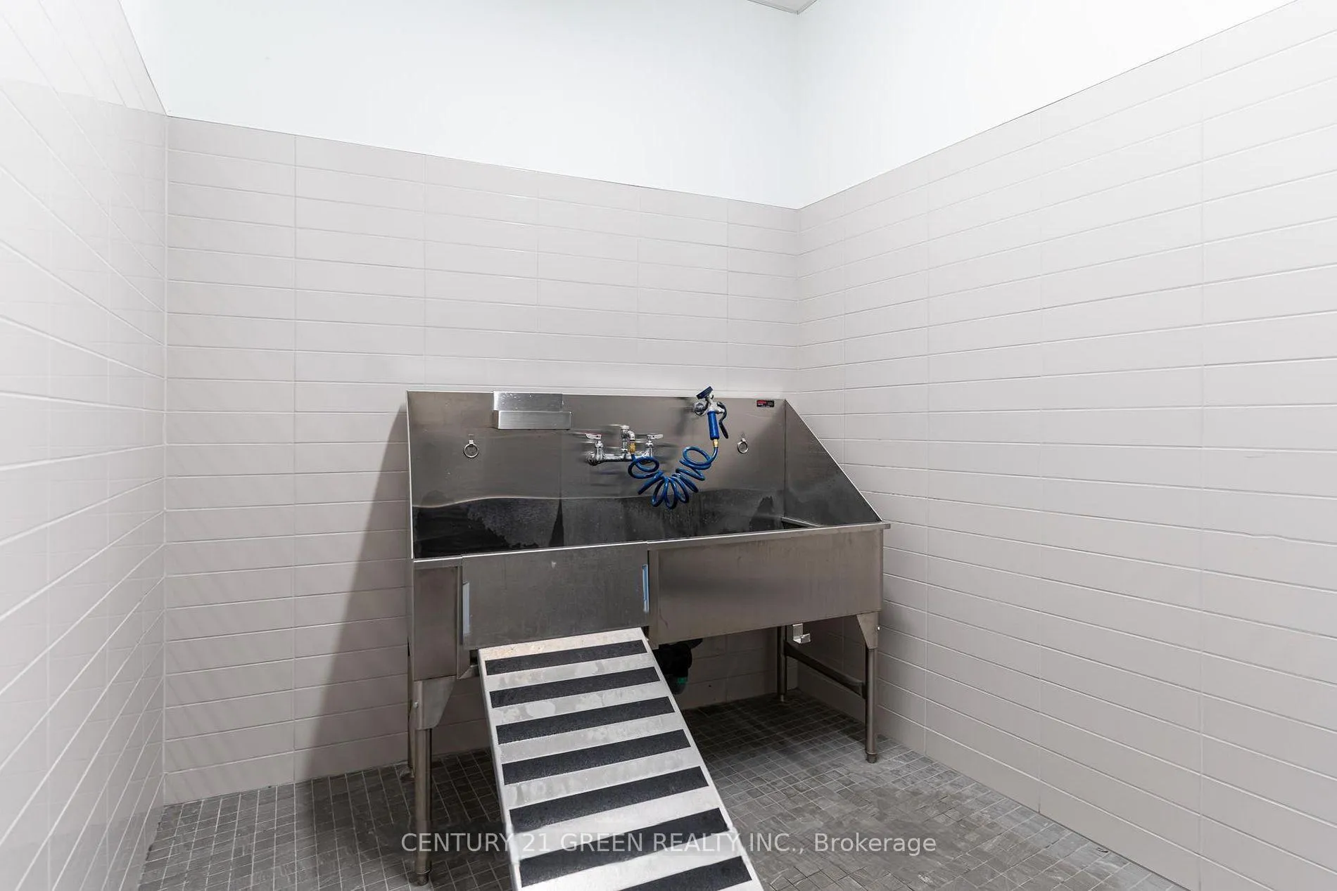 Photo 10 of Unit 306, 1333 Weber Street E, Kitchener — HOMEH
