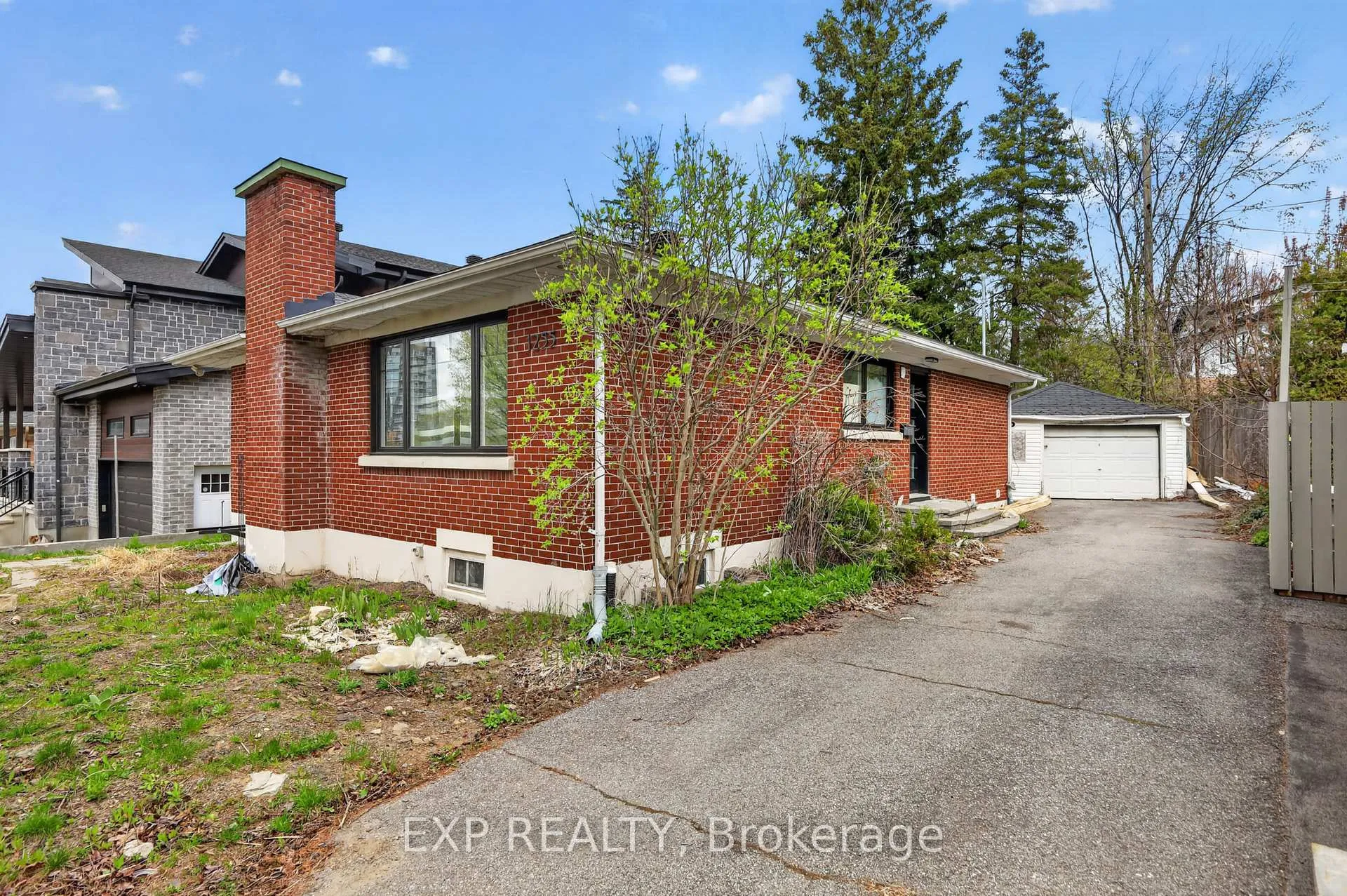 Photo 2 of 1255 Evans Boulevard N, Ottawa, Alta Vista — HOMEH