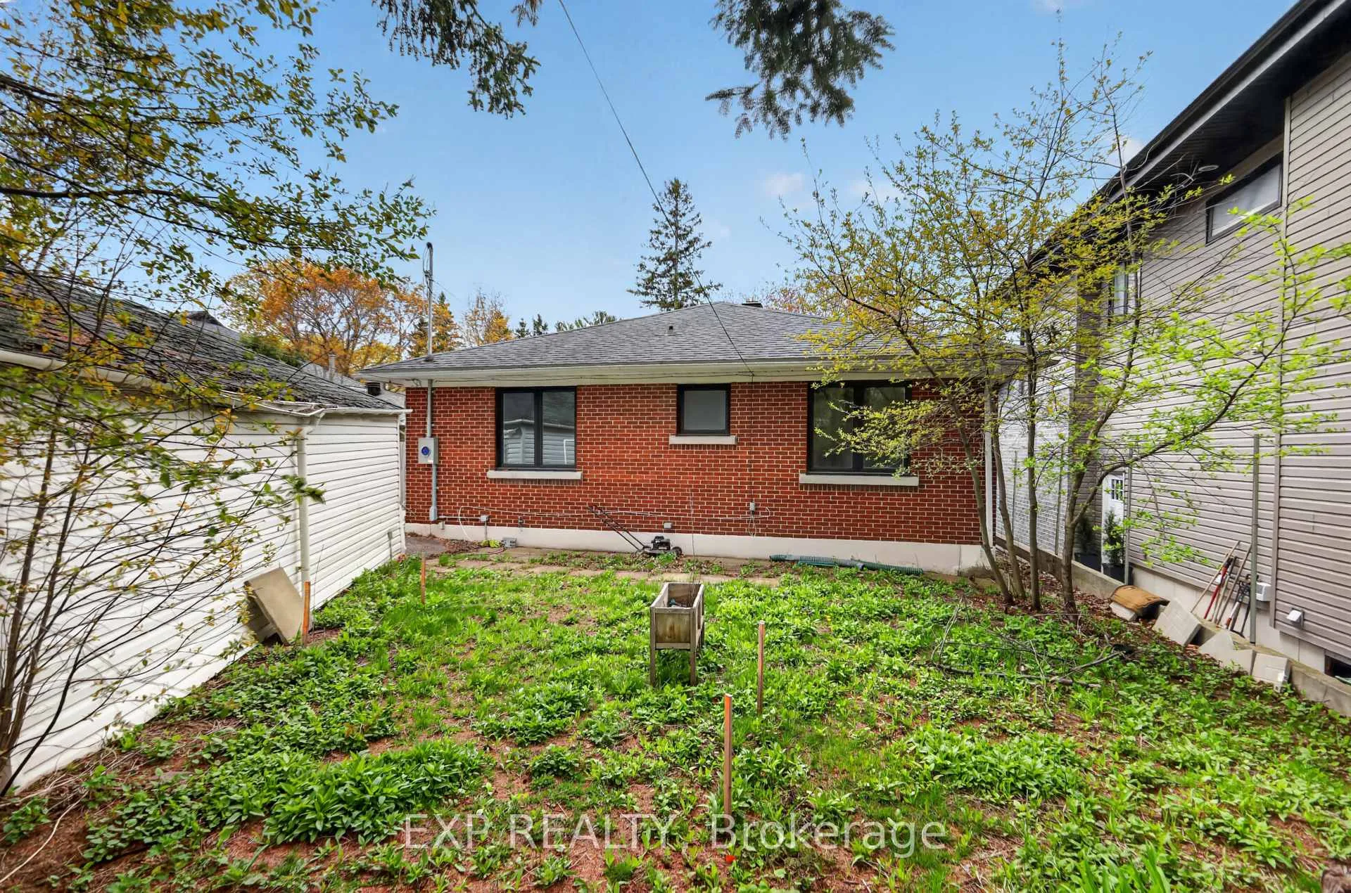 Photo 12 of 1255 Evans Boulevard N, Ottawa, Alta Vista — HOMEH