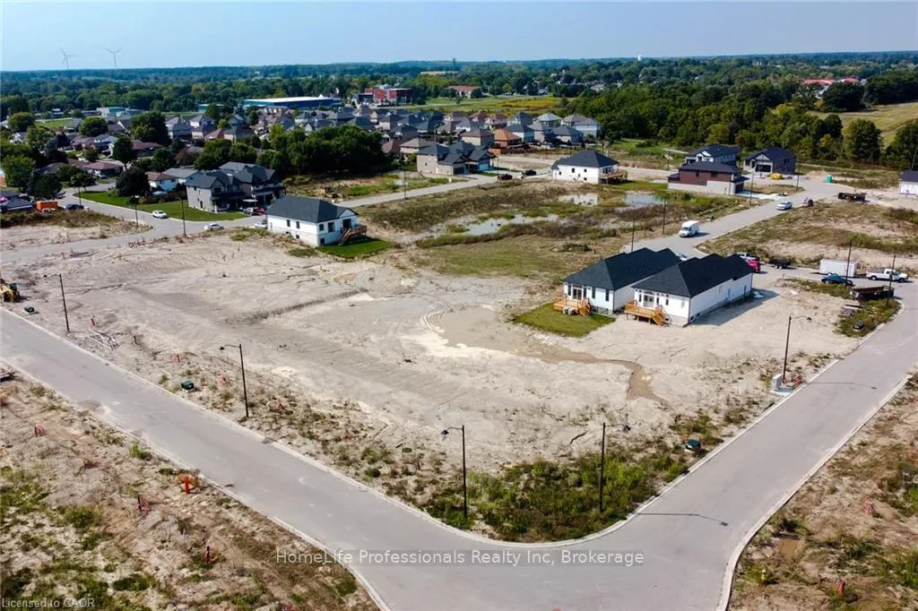 Photo 26 of 137 Pike Creek Drive, Haldimand — HOMEH