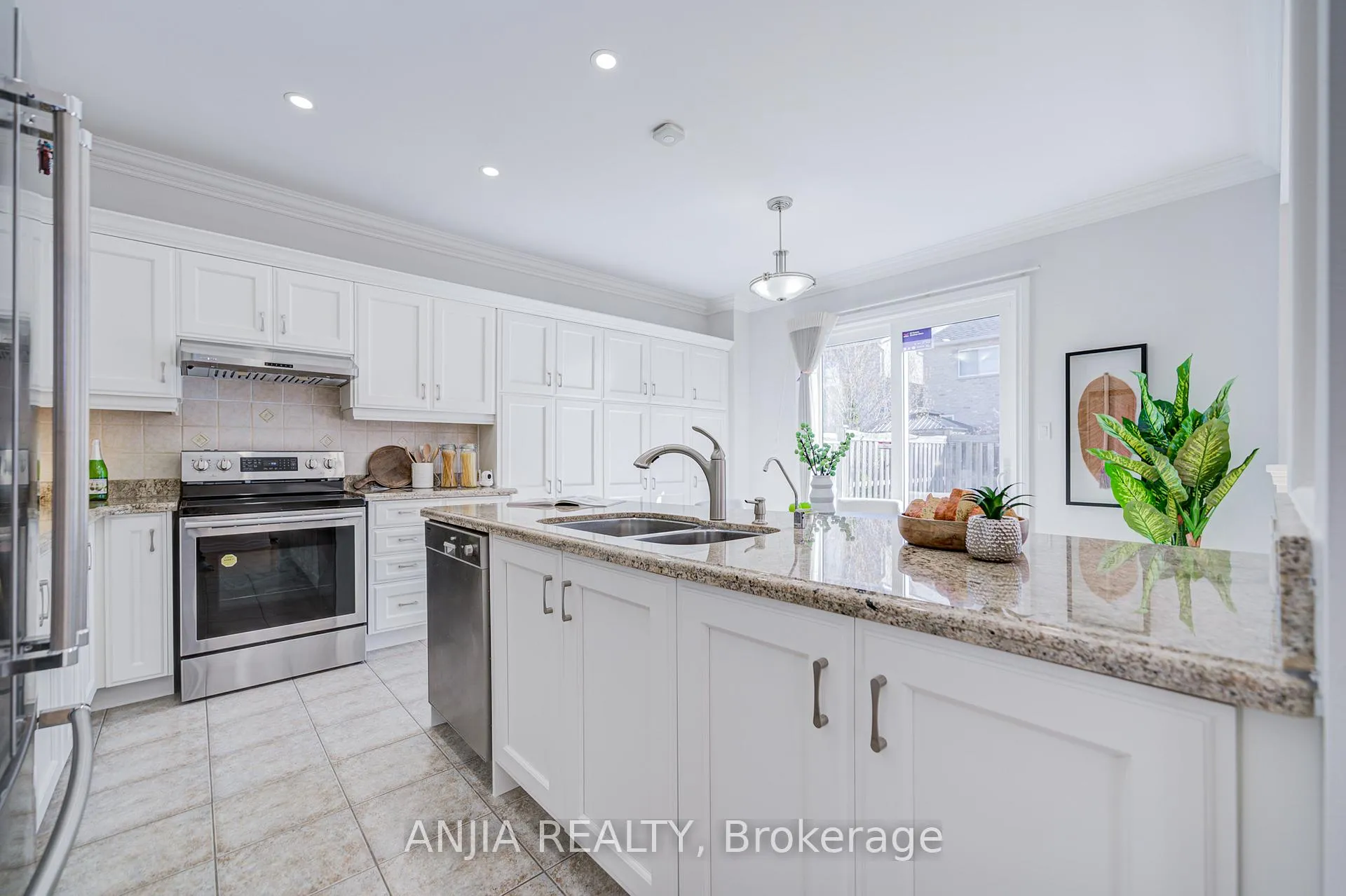 Photo 20 of 78 Hollylane Drive, Markham, Berczy — HOMEH