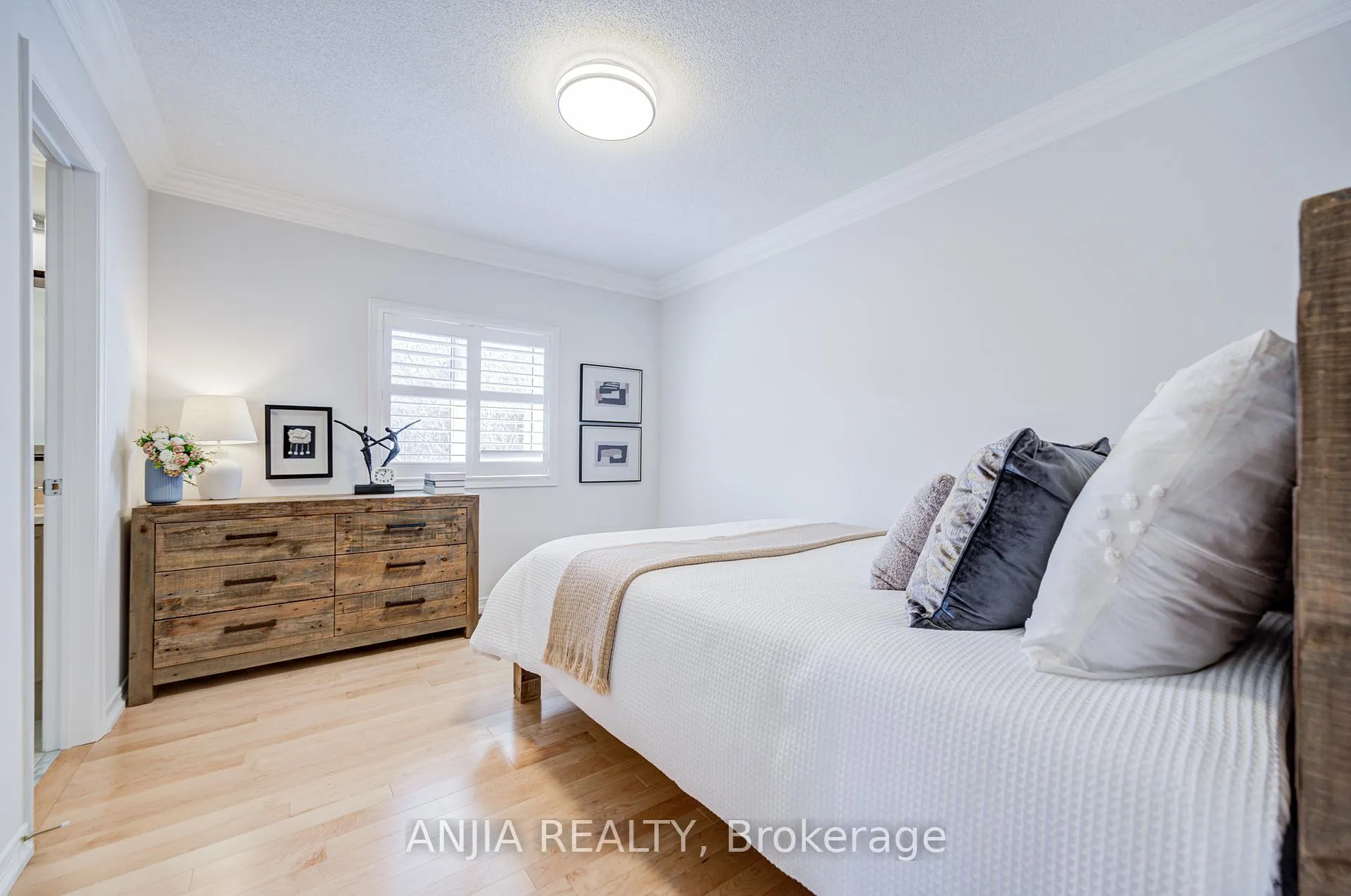 Photo 37 of 78 Hollylane Drive, Markham, Berczy — HOMEH