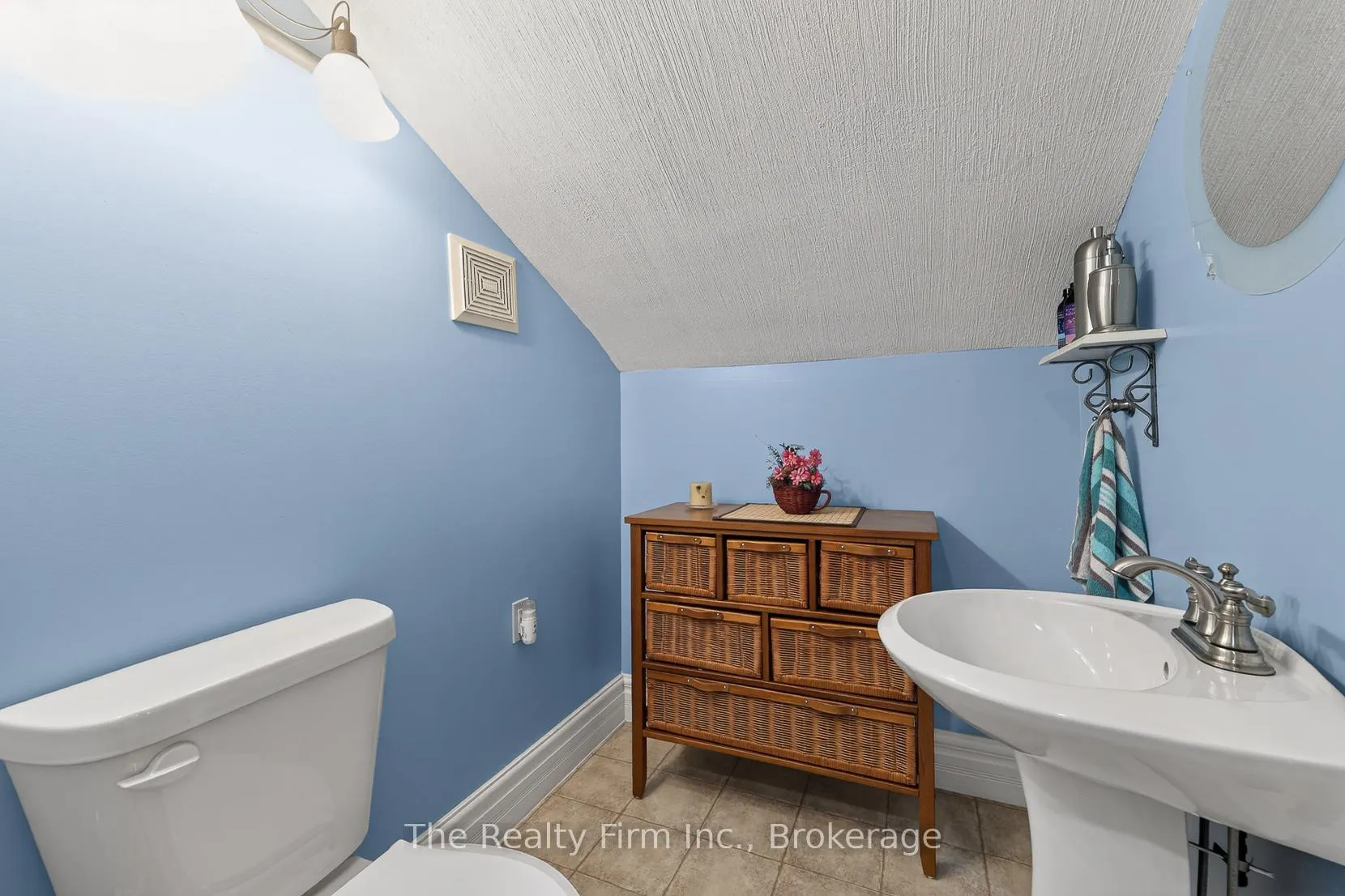 Photo 28 of 230 Main Street E, Norwich, Otterville — HOMEH
