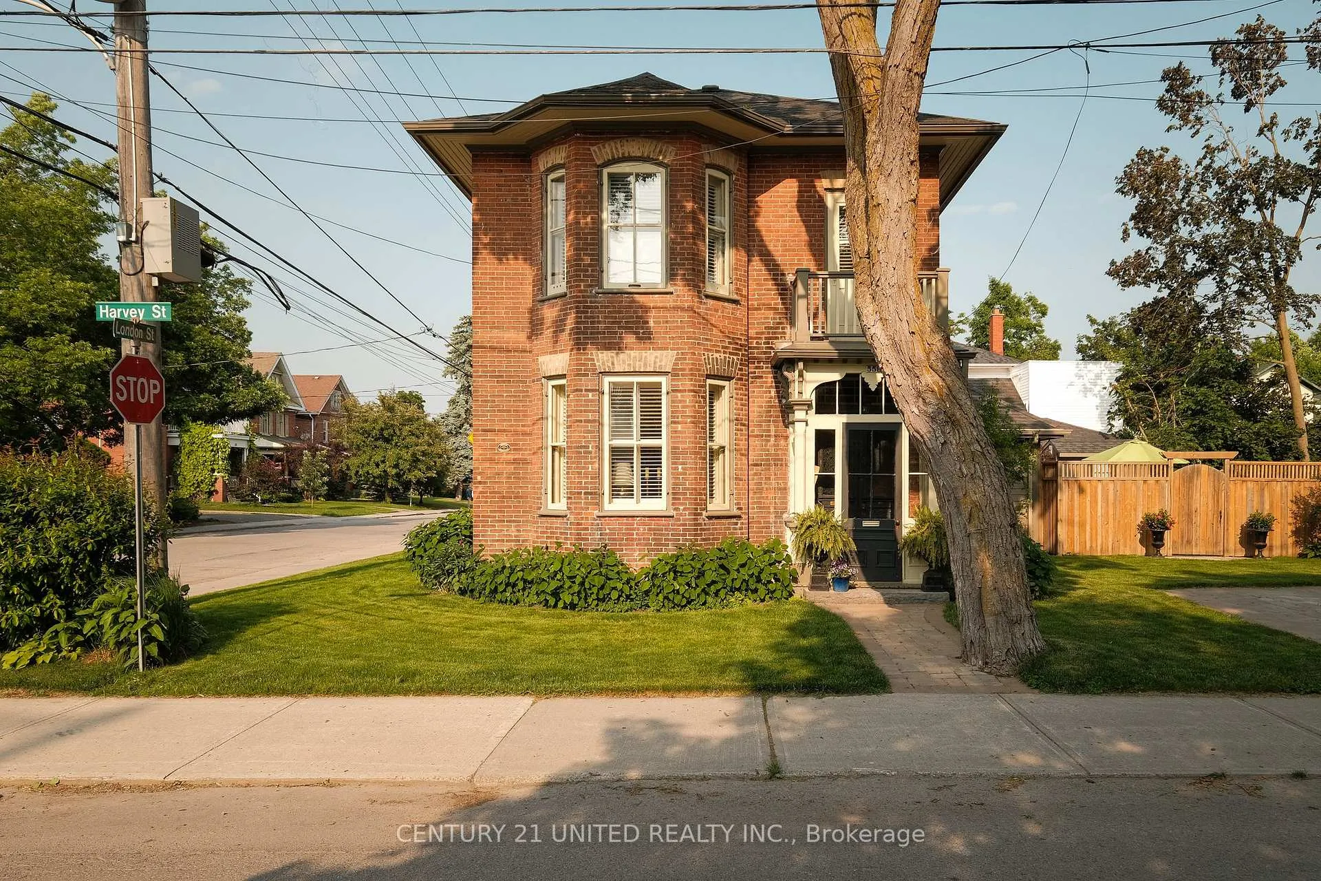 Photo 35 of 558 Harvey Street, Peterborough, Town Ward 3 — HOMEH